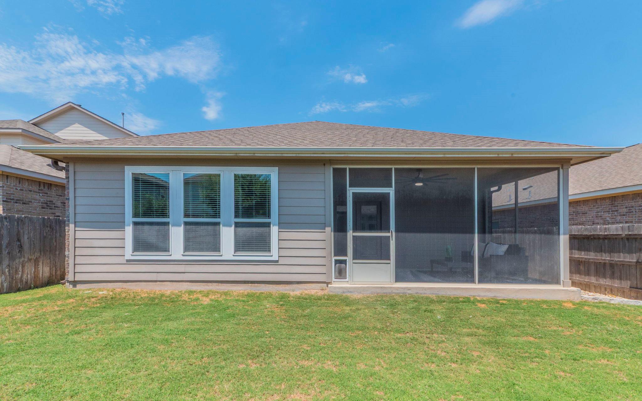105 Penna Ln, Georgetown, TX 78628