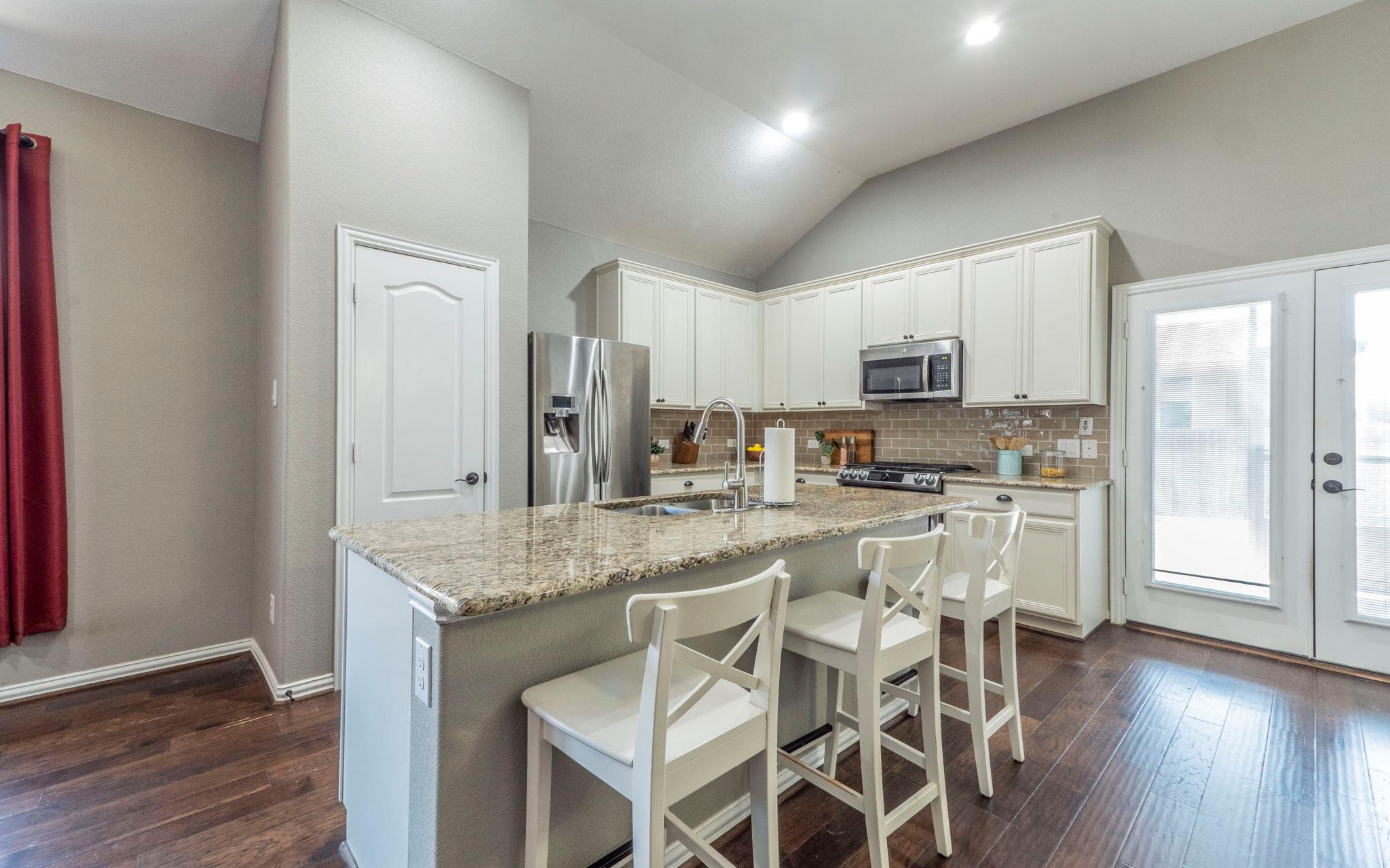 105 Penna Ln, Georgetown, TX 78628