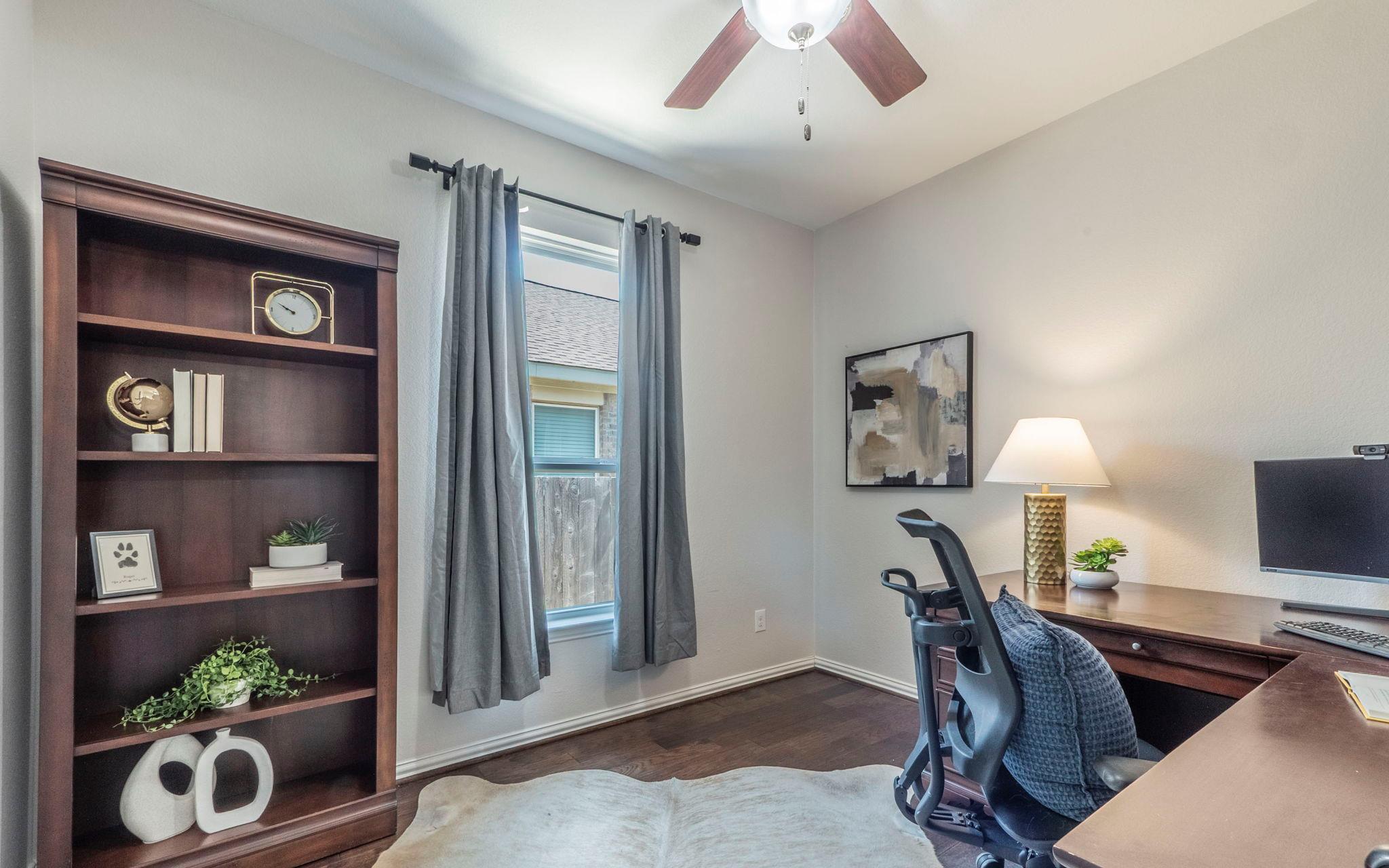 105 Penna Ln, Georgetown, TX 78628