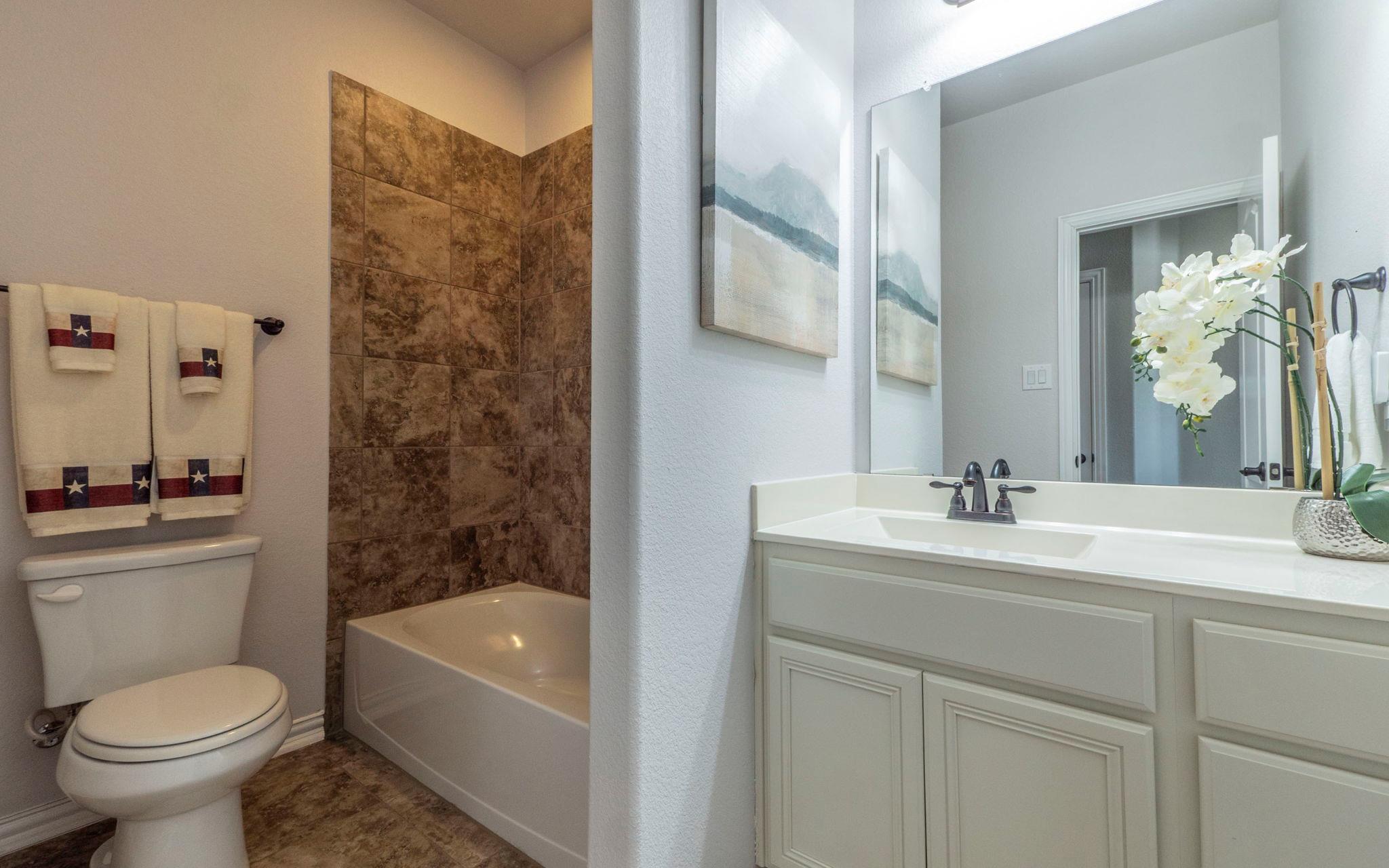 105 Penna Ln, Georgetown, TX 78628