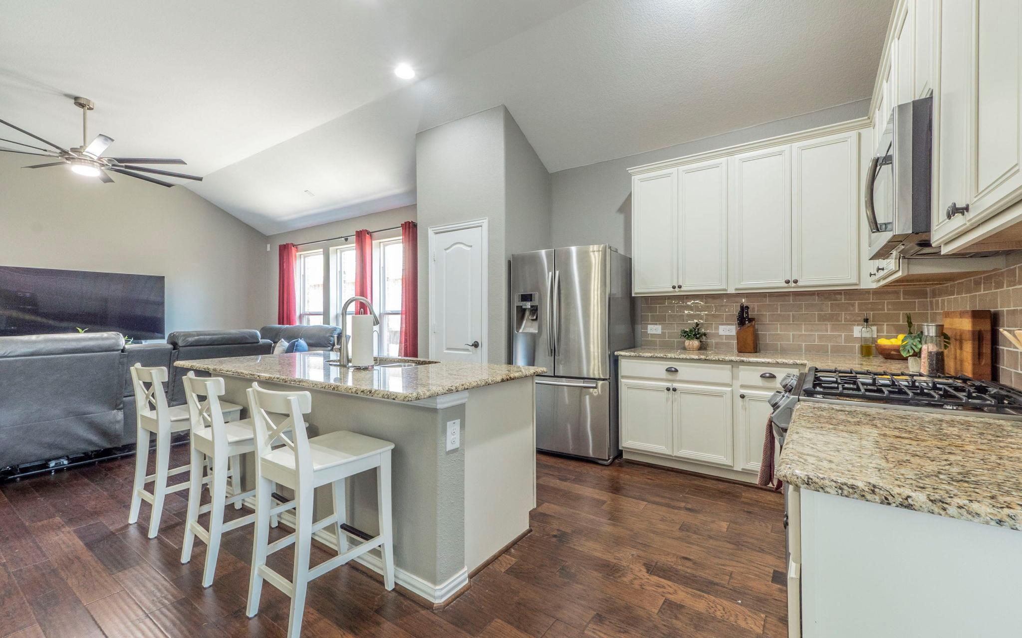 105 Penna Ln, Georgetown, TX 78628