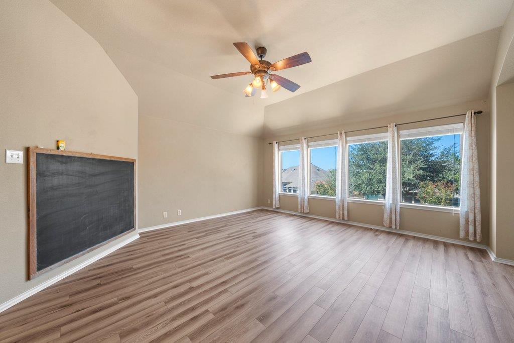 3014 Hidden Mdw, Seguin, TX 78155