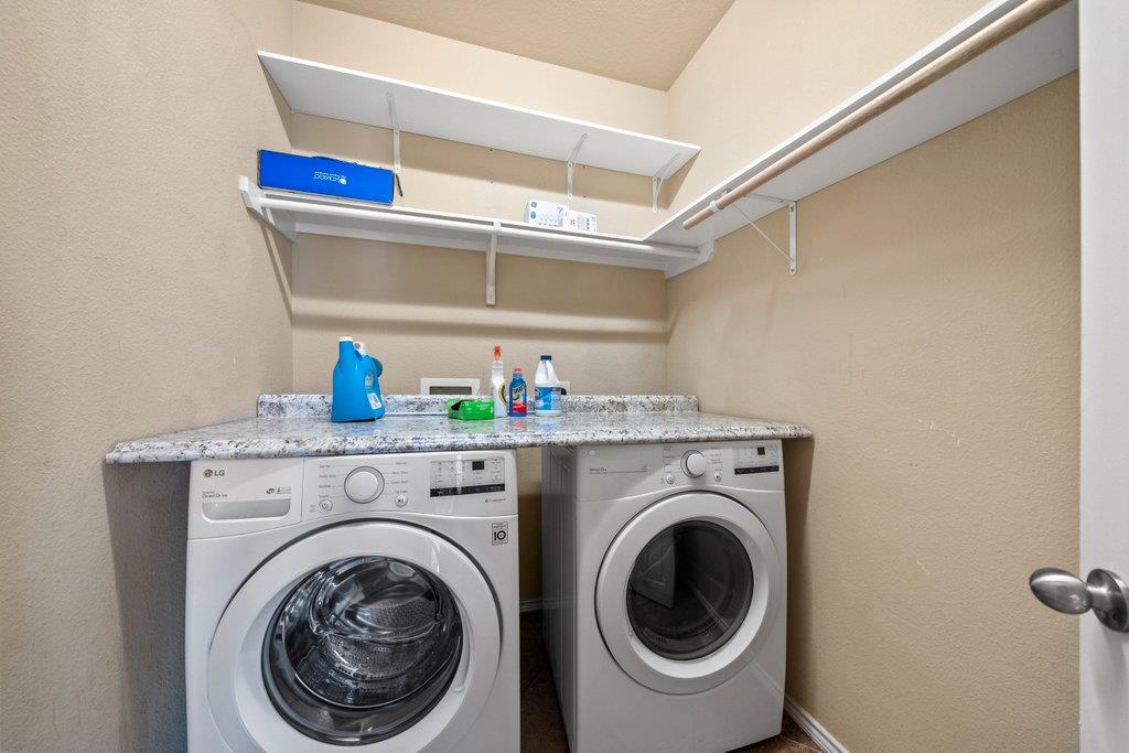 3014 Hidden Mdw, Seguin, TX 78155