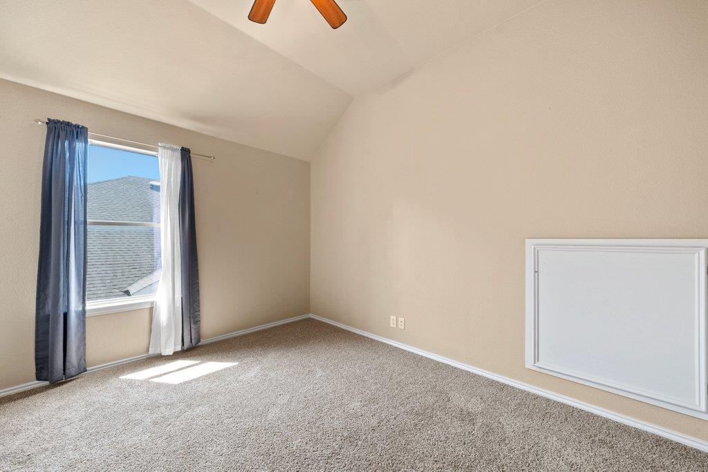 3014 Hidden Mdw, Seguin, TX 78155