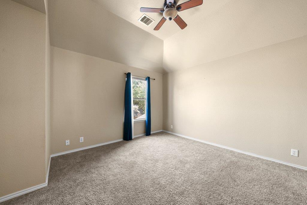 3014 Hidden Mdw, Seguin, TX 78155