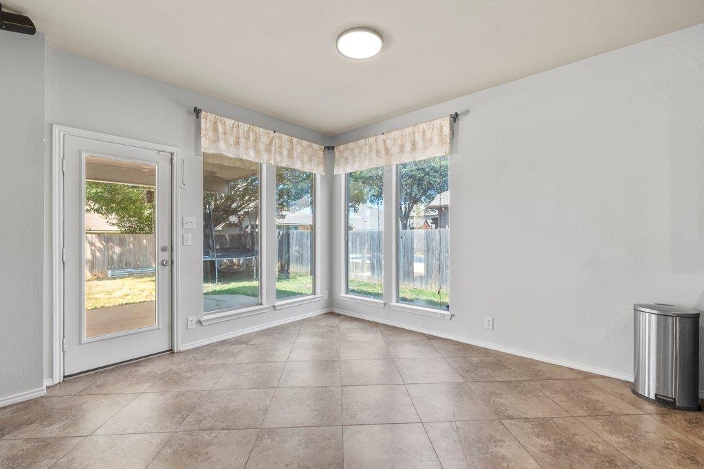 3014 Hidden Mdw, Seguin, TX 78155