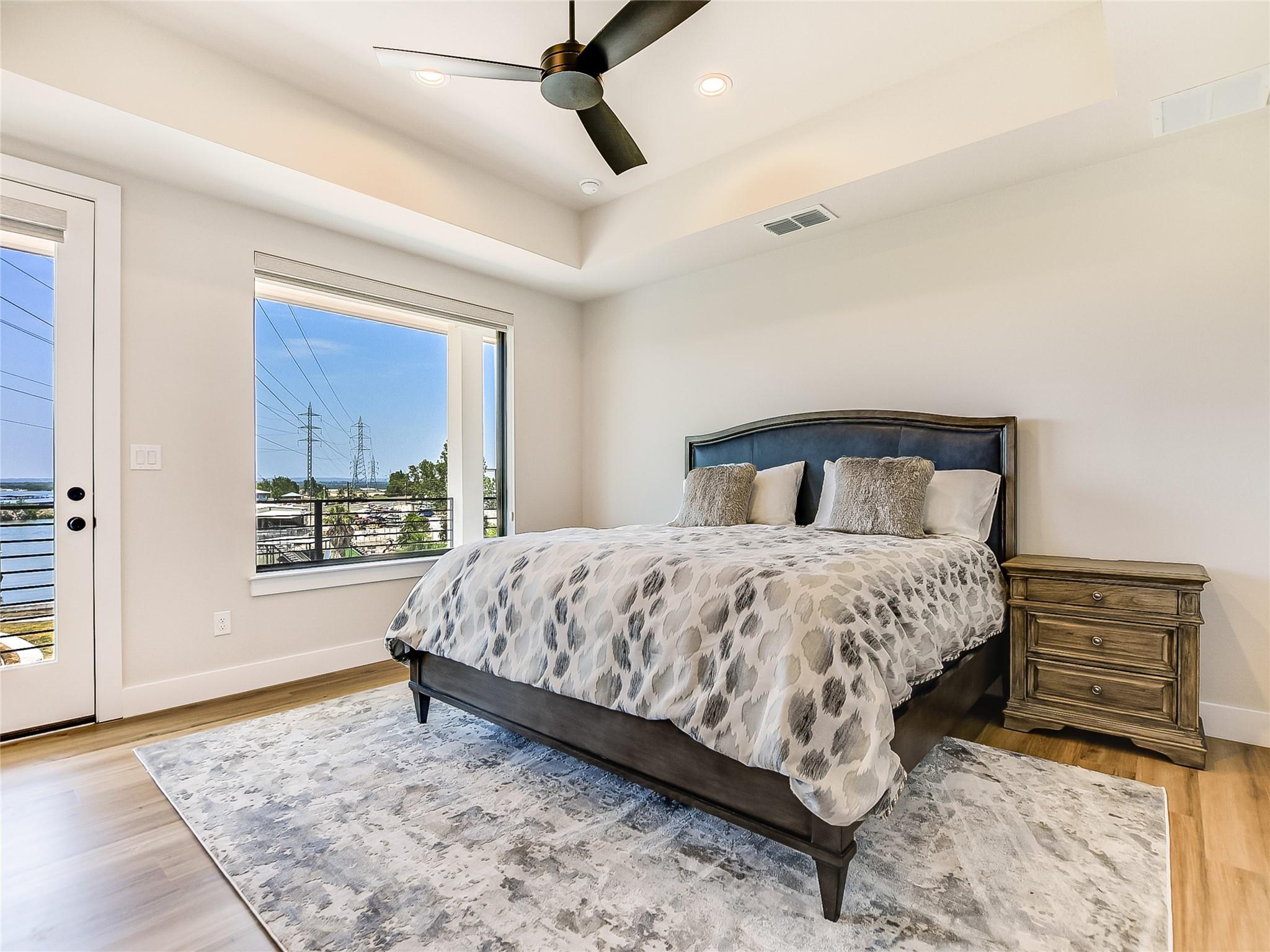 114 Captains Cove, Horseshoe Bay, TX 78657