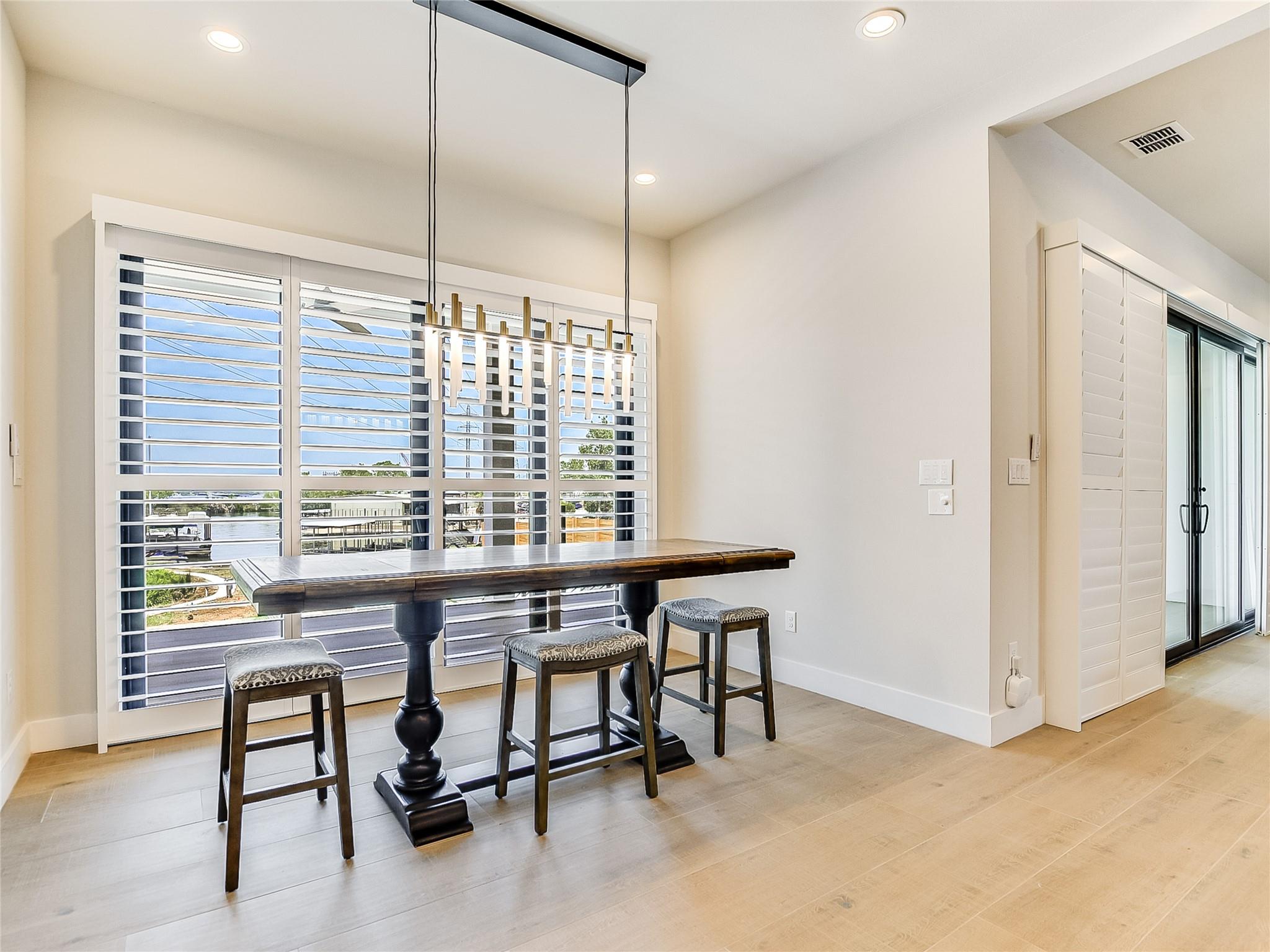 114 Captains Cove, Horseshoe Bay, TX 78657