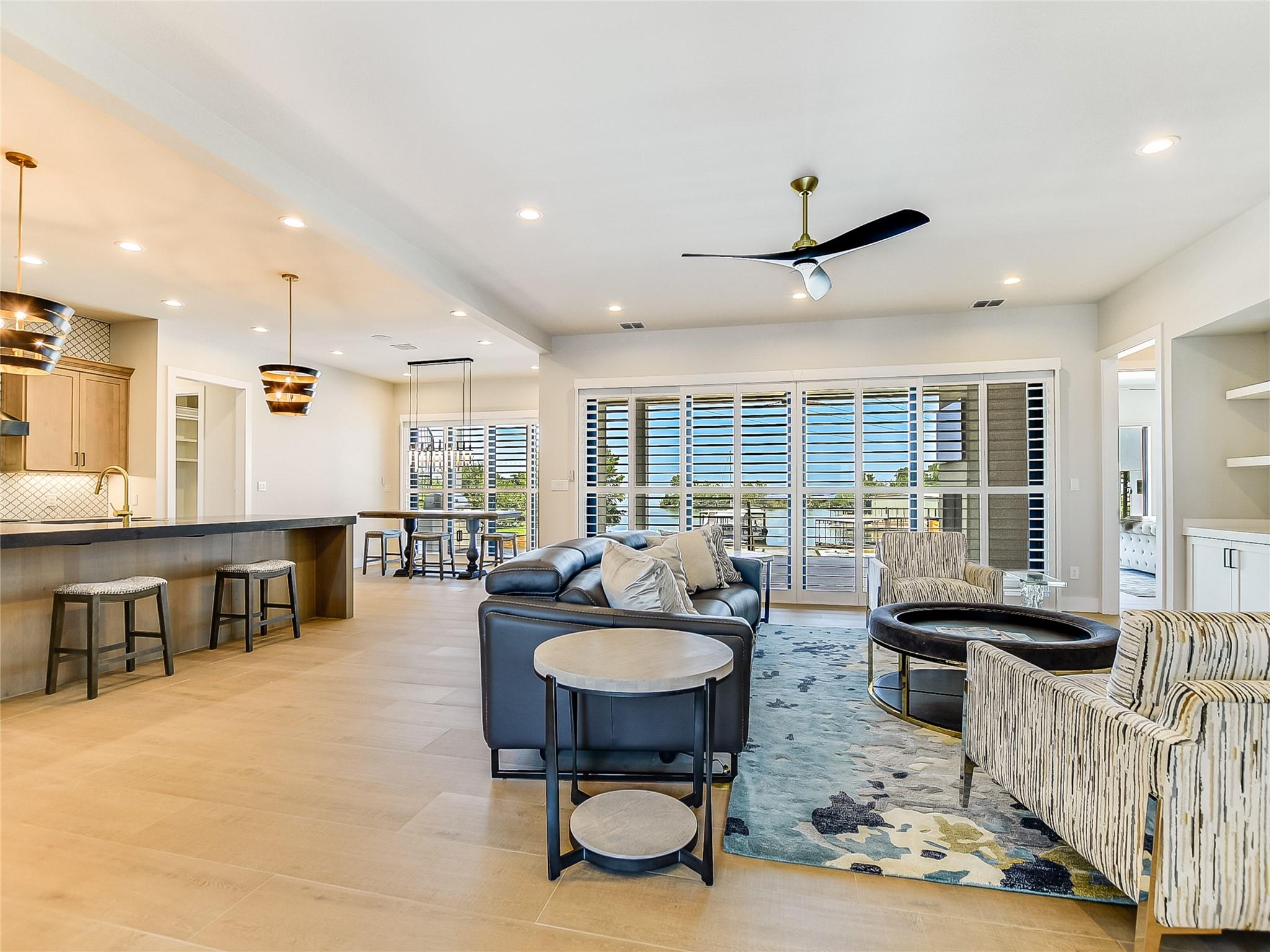 114 Captains Cove, Horseshoe Bay, TX 78657