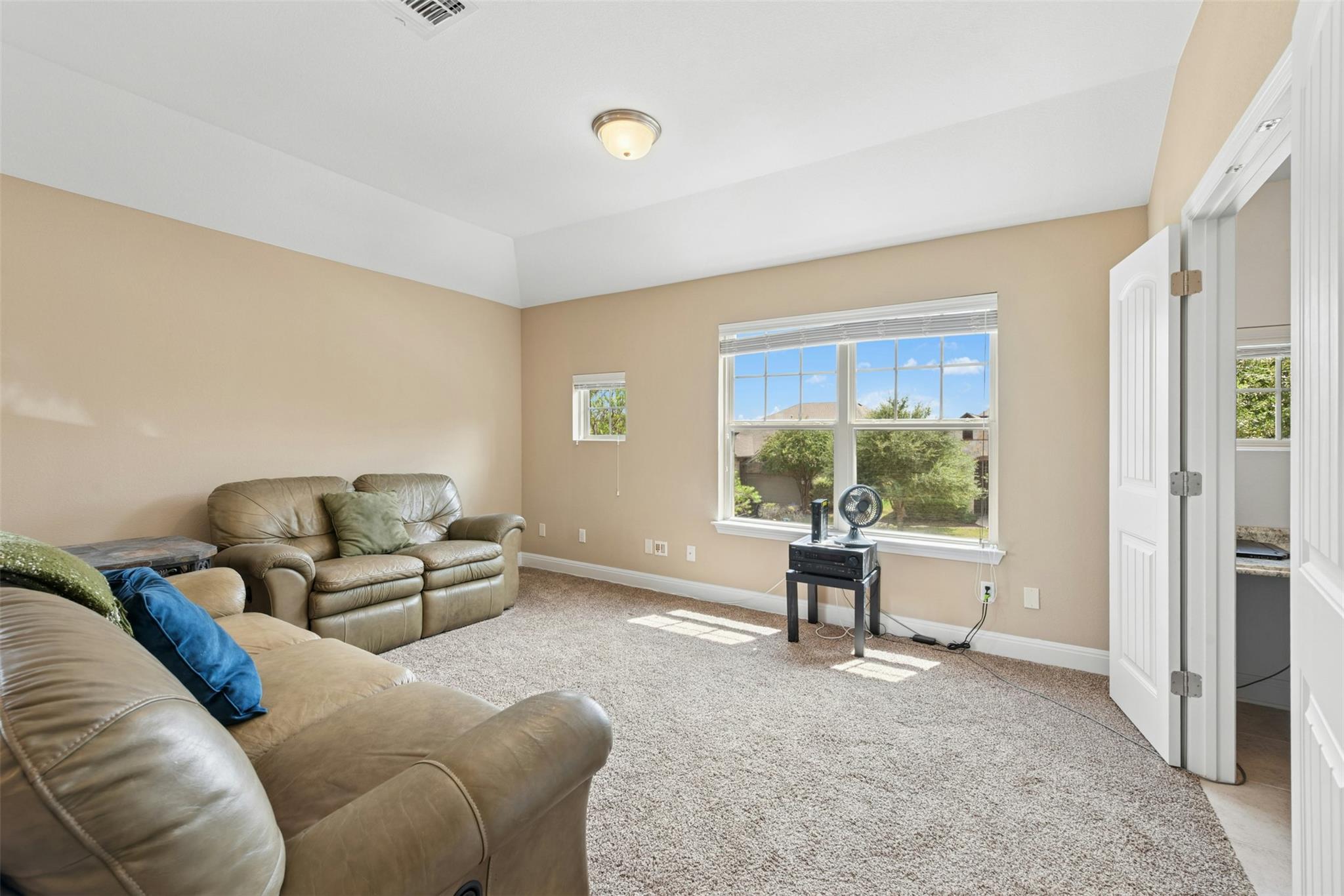 17905 Crimson Apple Way, Pflugerville, TX 78660