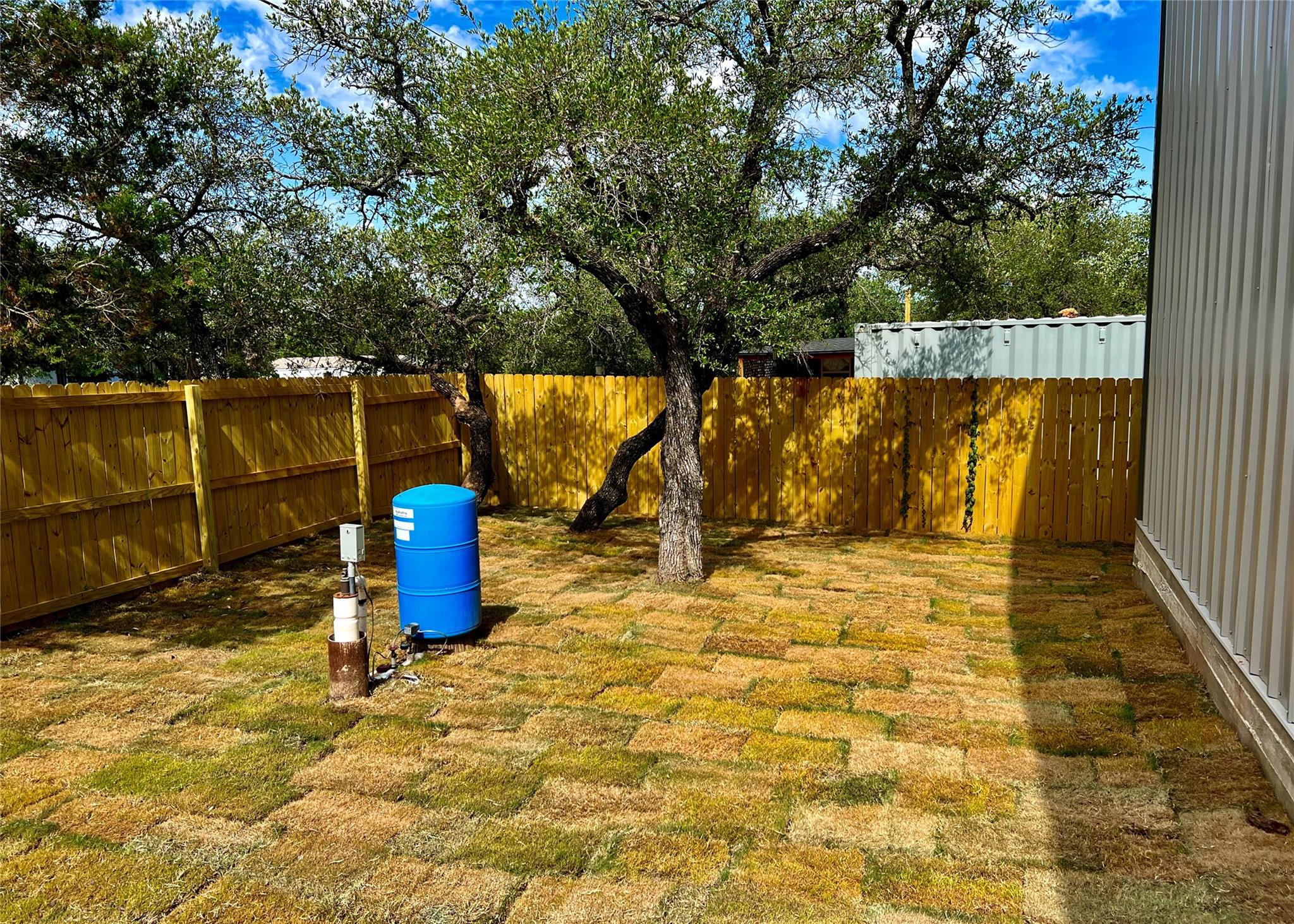 25102 WHITNEY Dr, Spicewood, TX 78669