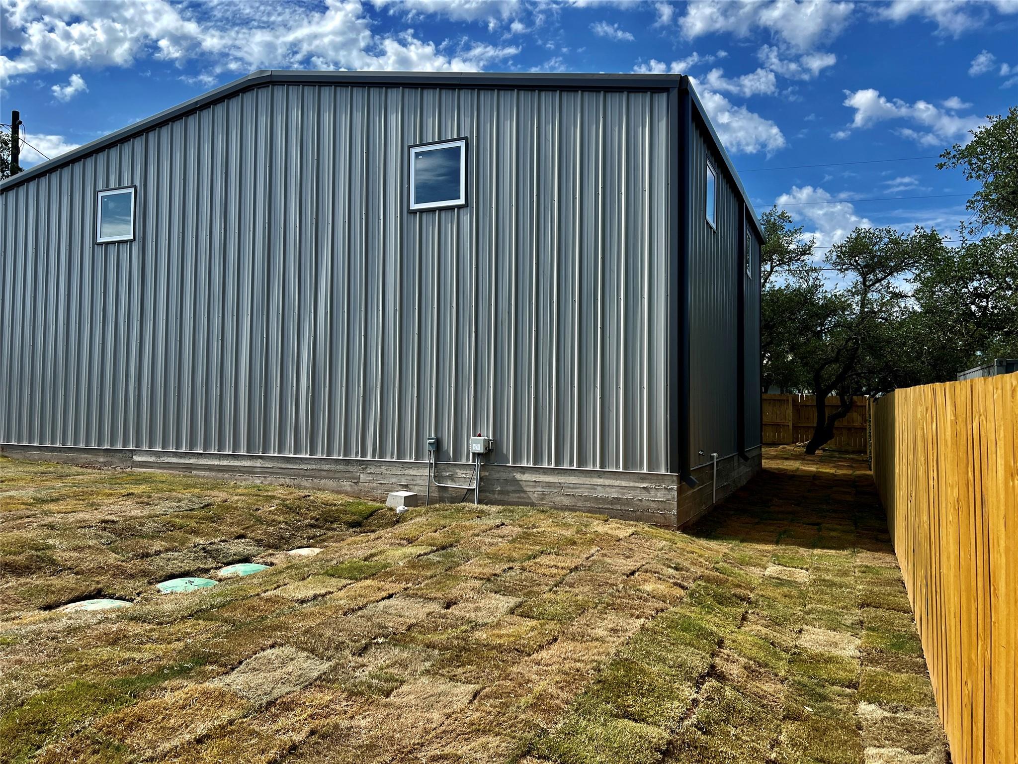 25102 WHITNEY Dr, Spicewood, TX 78669