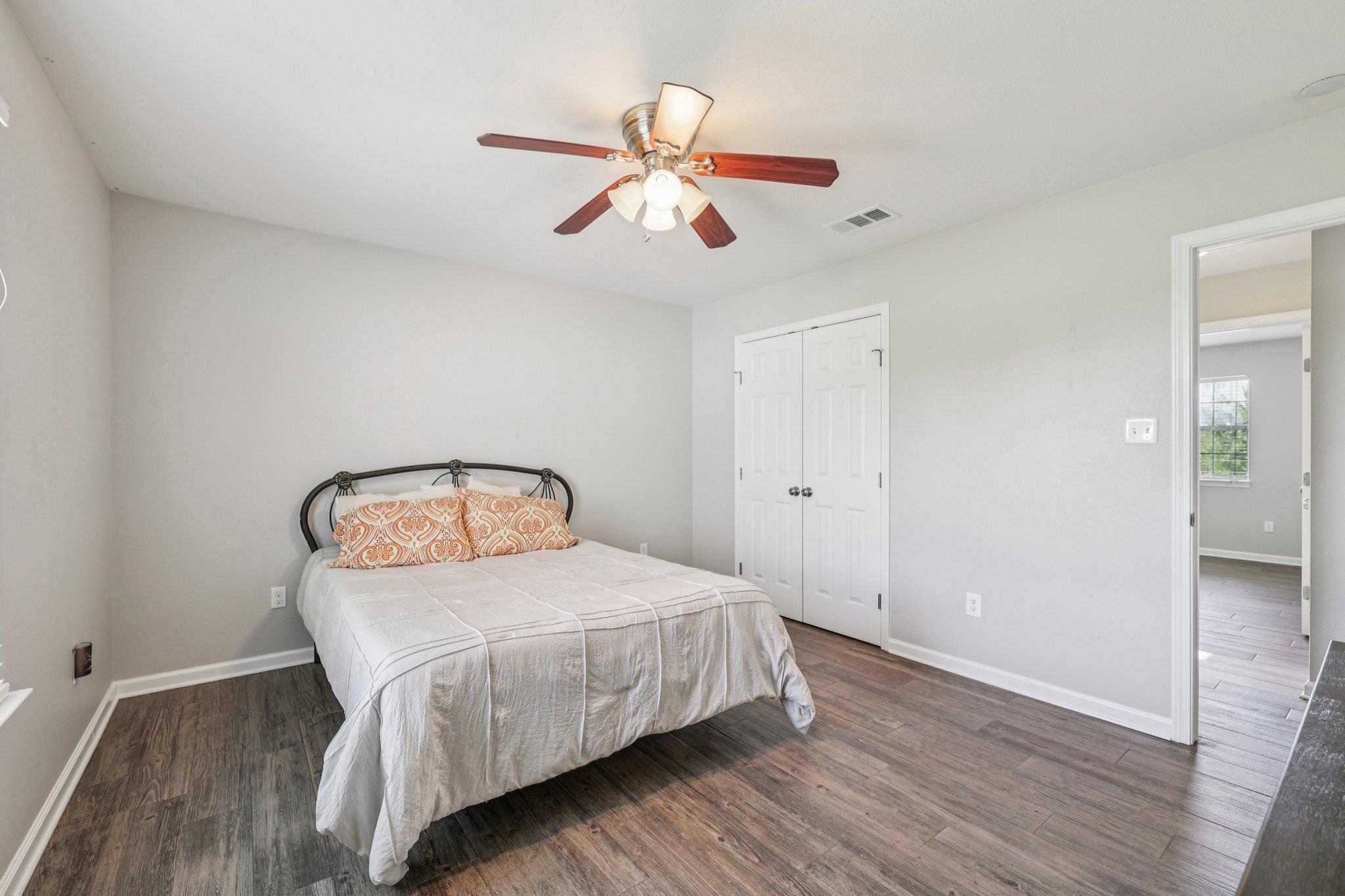 165 Cattlemens Dr, Bastrop, TX 78602