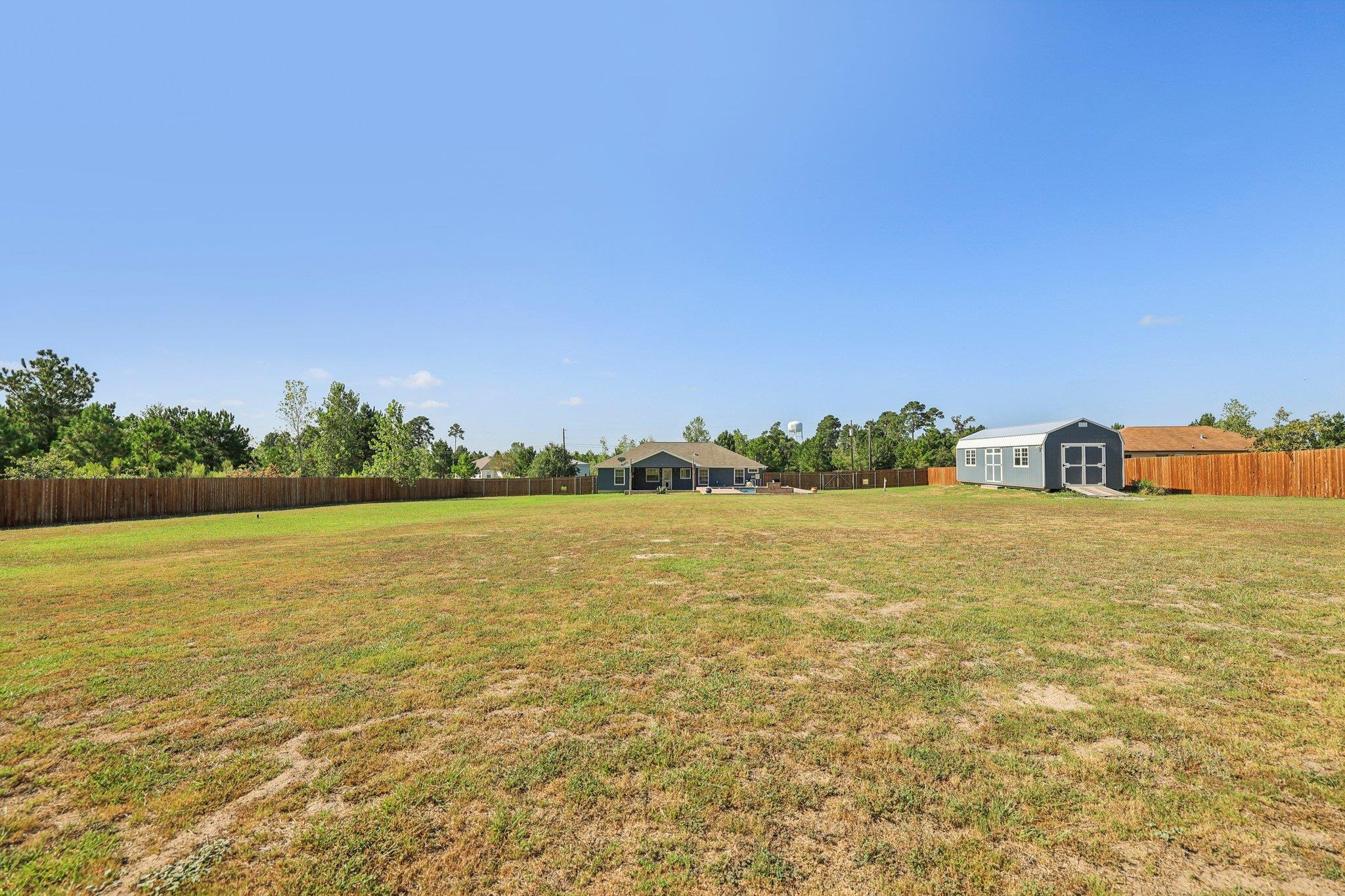 165 Cattlemens Dr, Bastrop, TX 78602