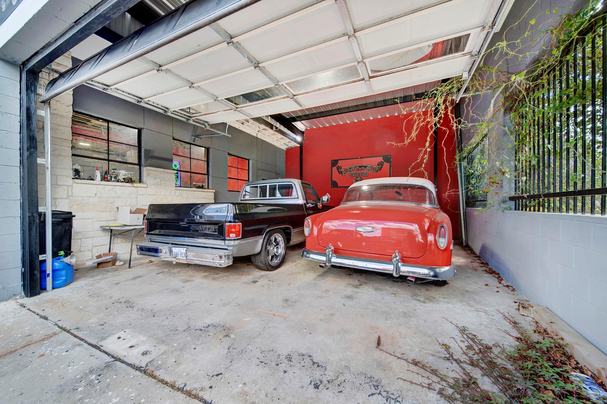 301 S Market St, Brenham, TX 77833