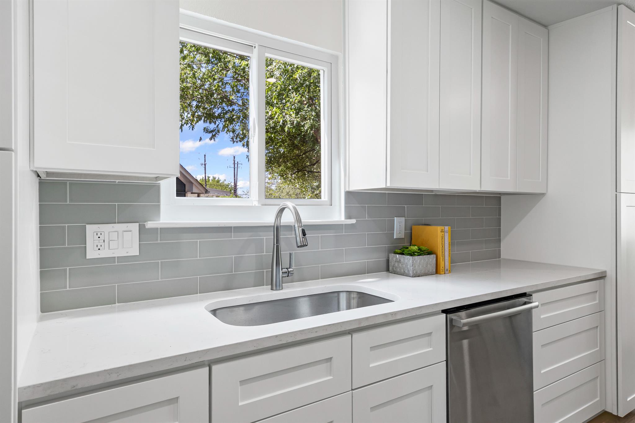 3420 Galesburg Dr, Austin, TX 78745