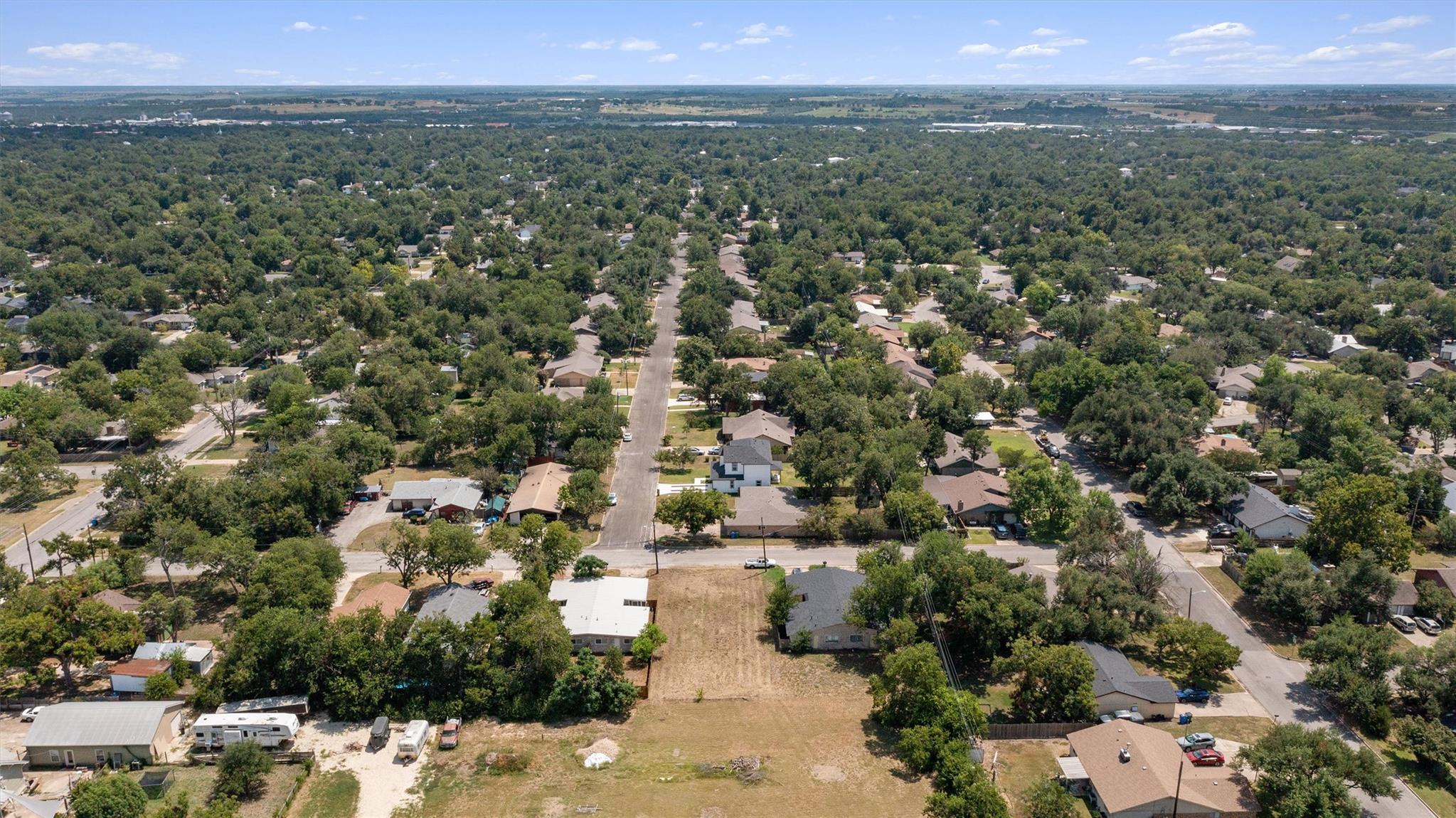 1310 Marshall St, Taylor, TX 76574