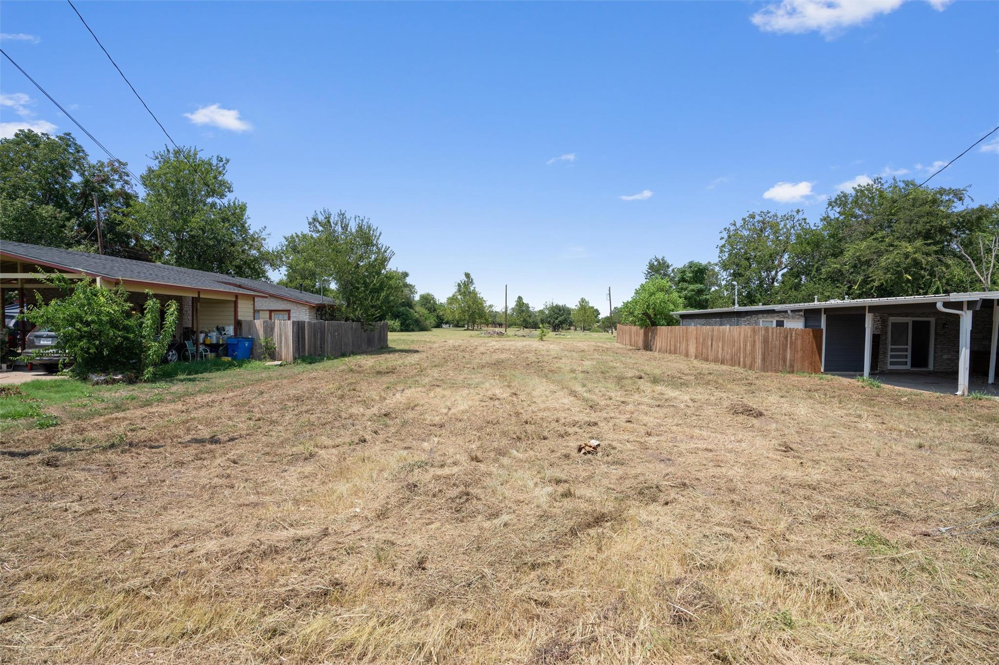 1310 Marshall St, Taylor, TX 76574