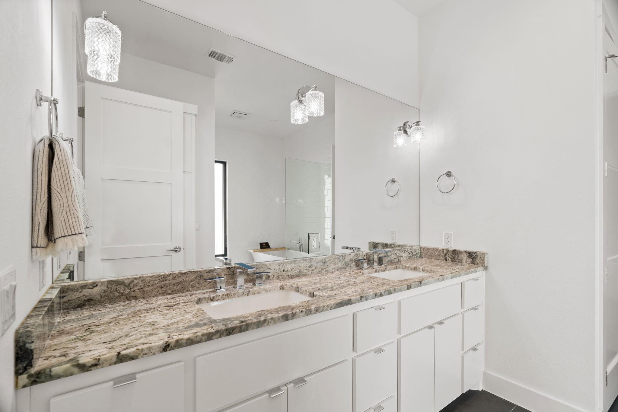 301 Eocene, Horseshoe Bay, TX 78657