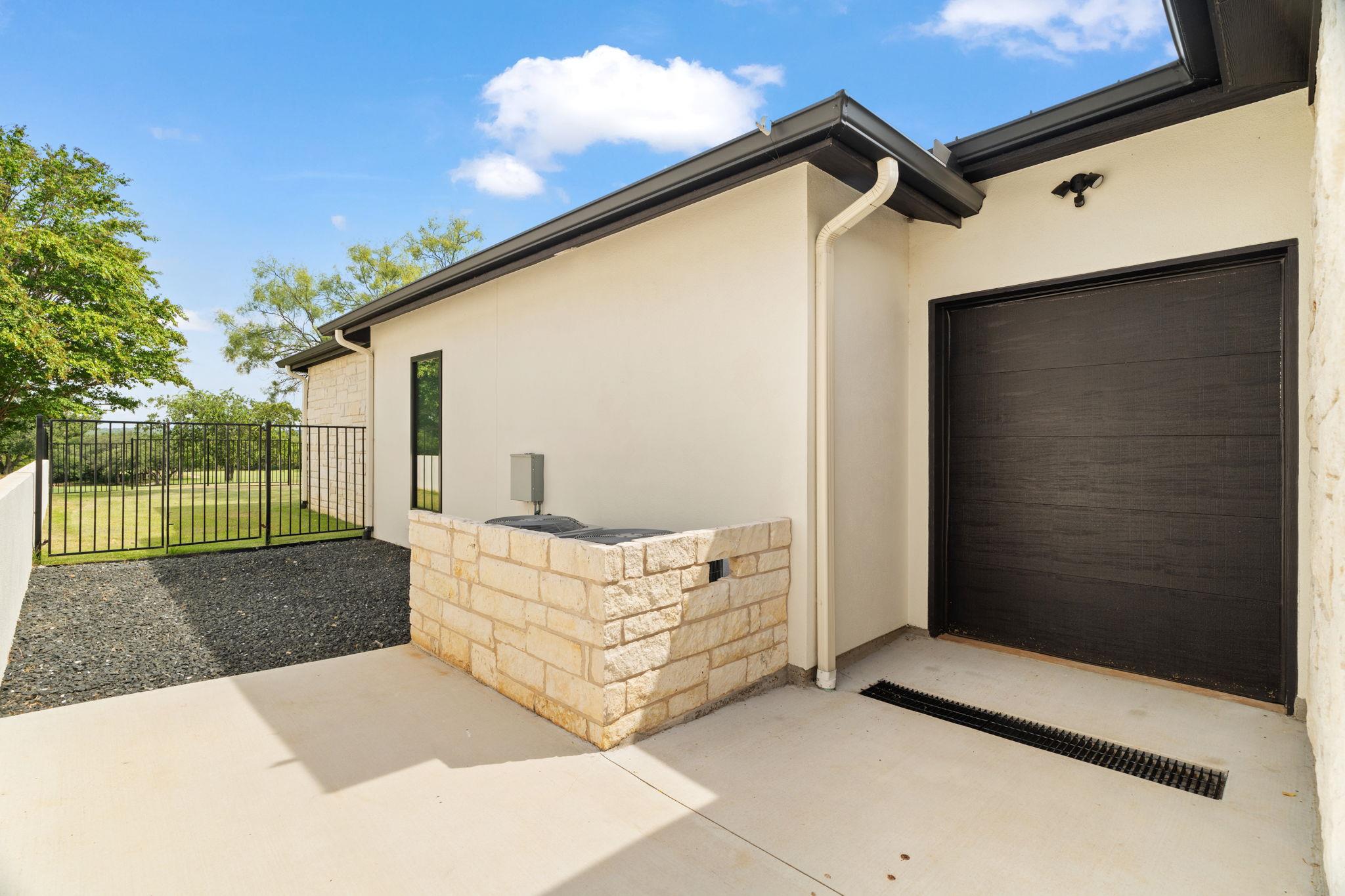 301 Eocene, Horseshoe Bay, TX 78657