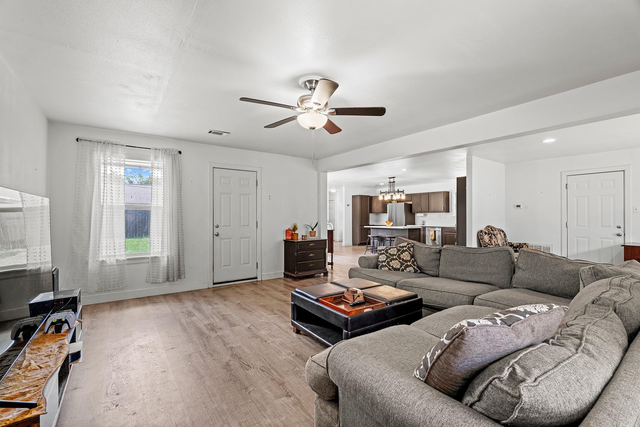 508 San Jacinto Dr, Rockdale, TX 76567