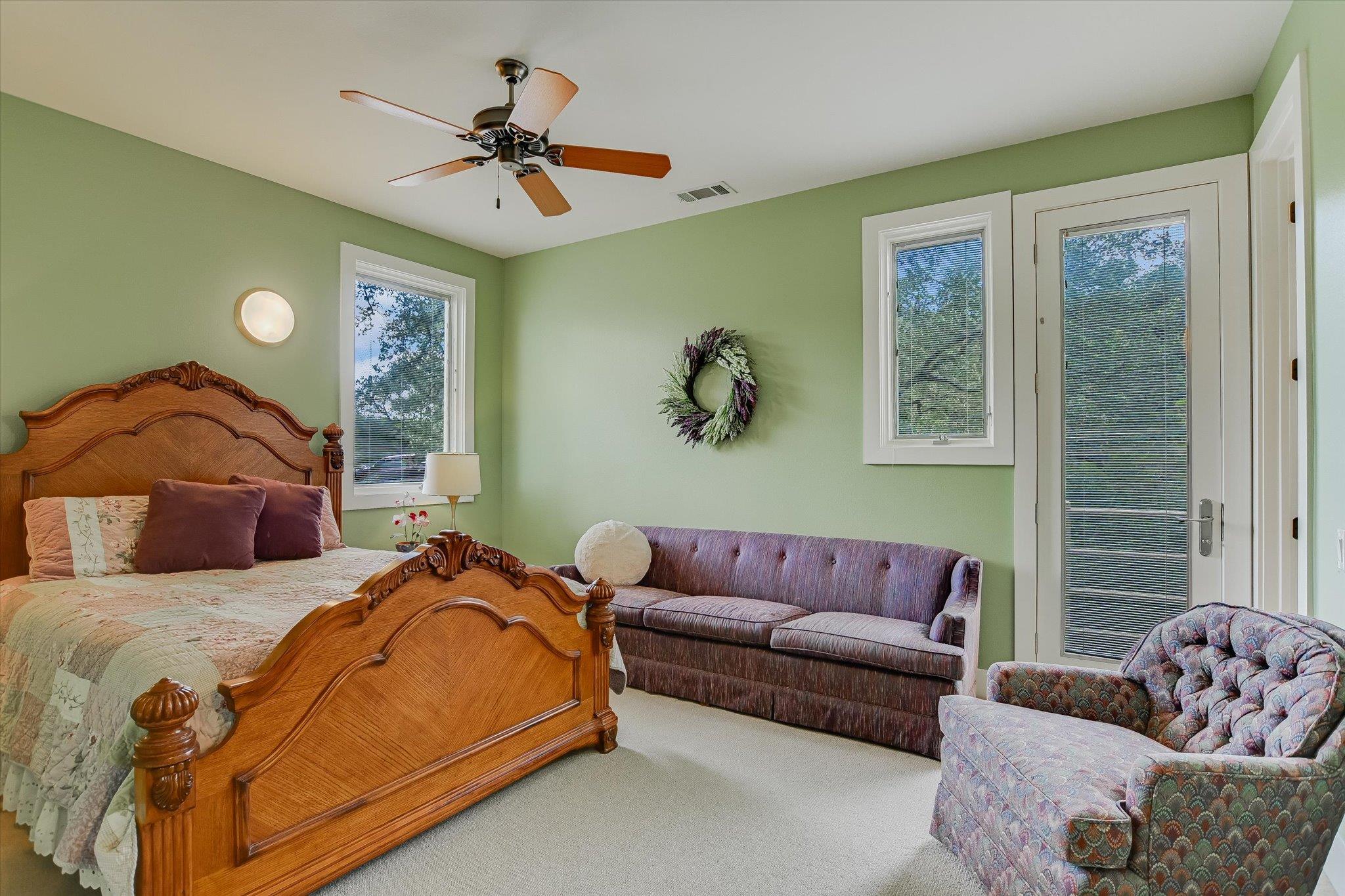 102 Center Cove I, Spicewood, TX 78669