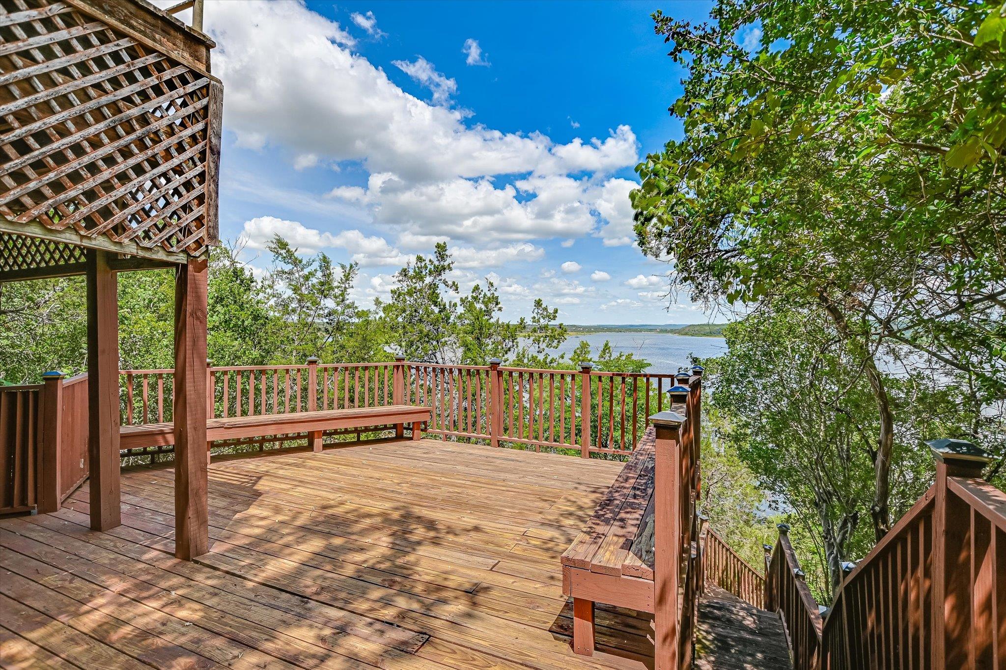 102 Center Cove I, Spicewood, TX 78669