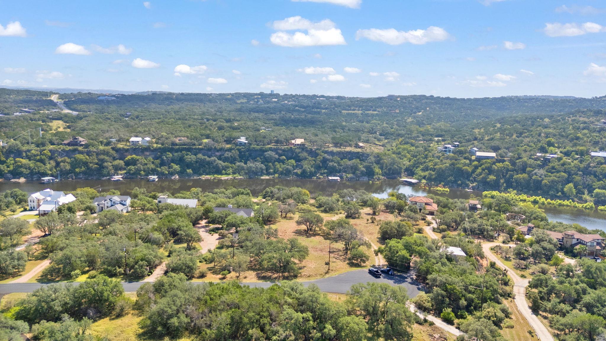 1517 Likeness Rd, Spicewood, TX 78669