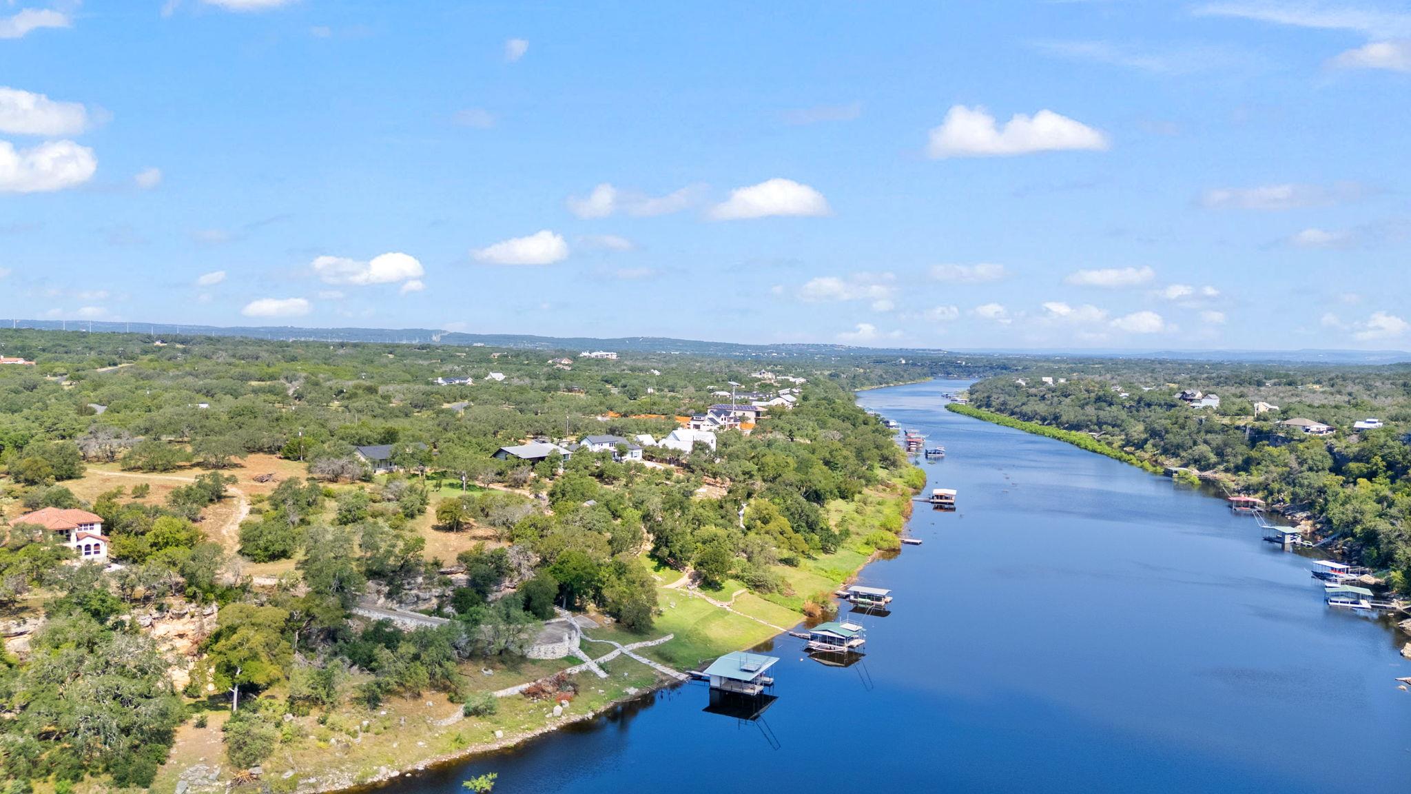 1517 Likeness Rd, Spicewood, TX 78669