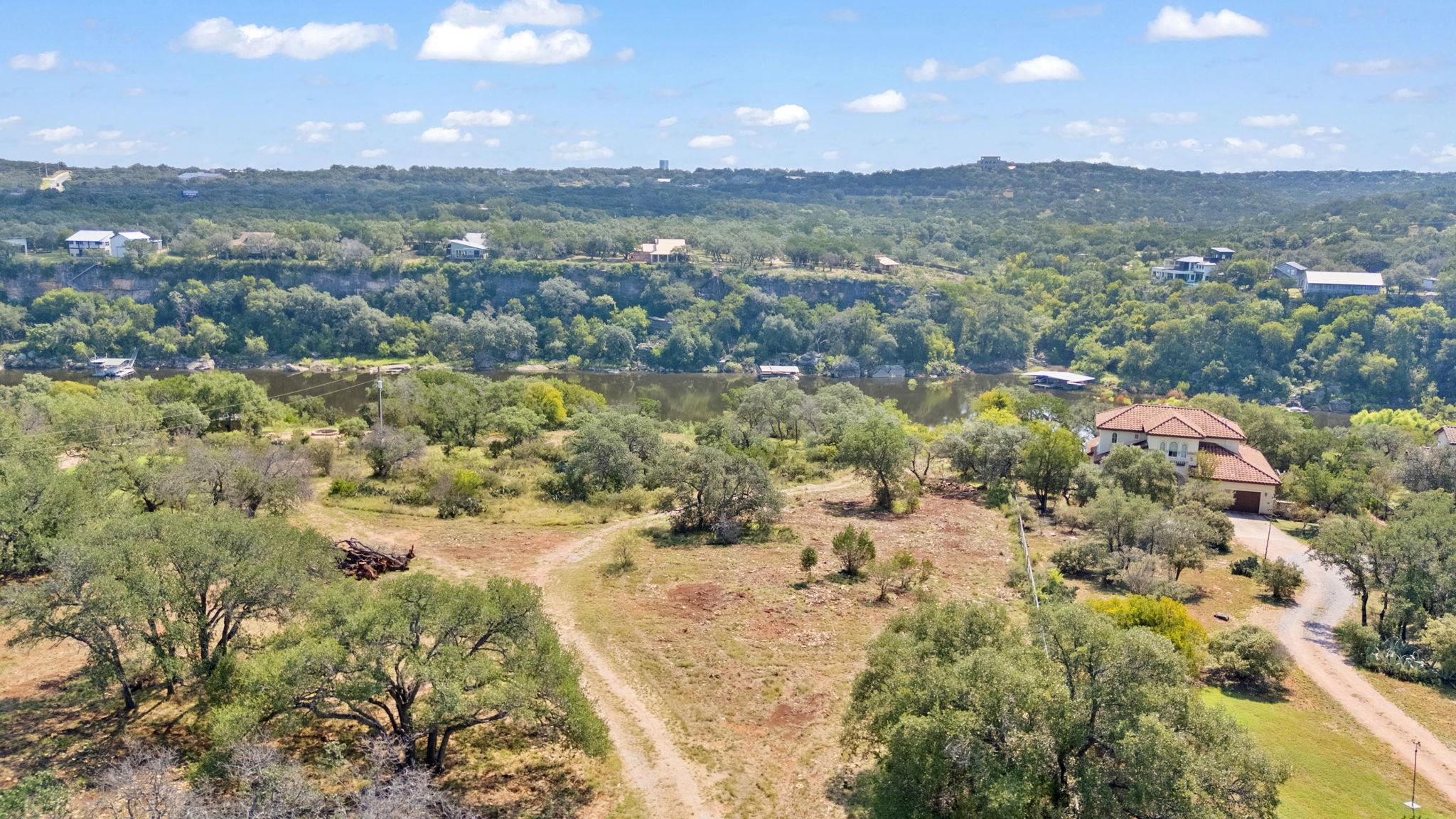 1517 Likeness Rd, Spicewood, TX 78669
