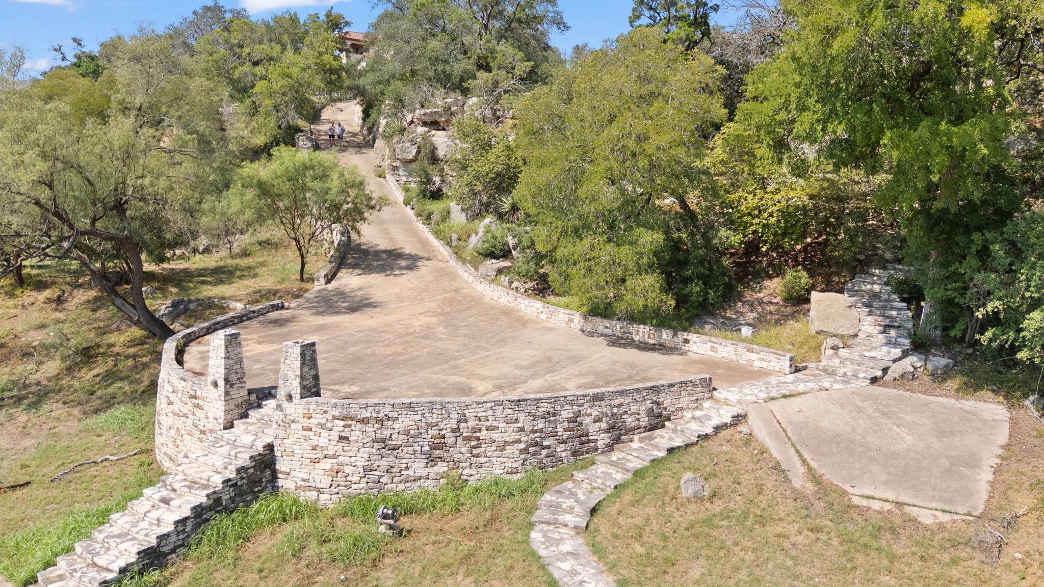 1517 Likeness Rd, Spicewood, TX 78669