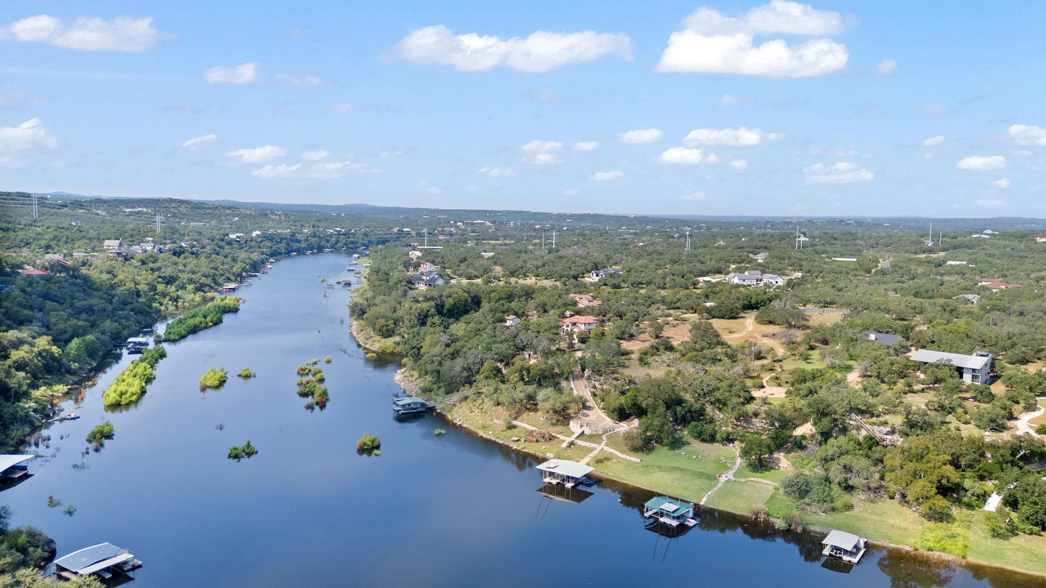 1517 Likeness Rd, Spicewood, TX 78669