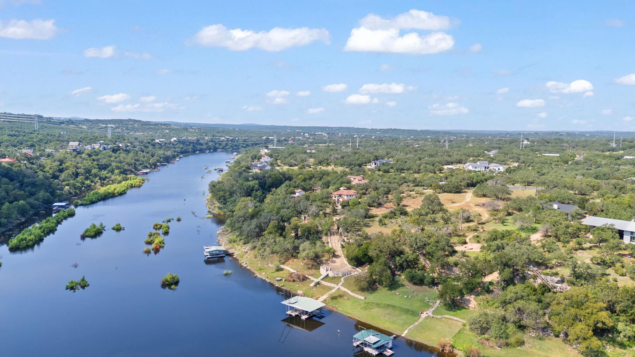 1517 Likeness Rd, Spicewood, TX 78669