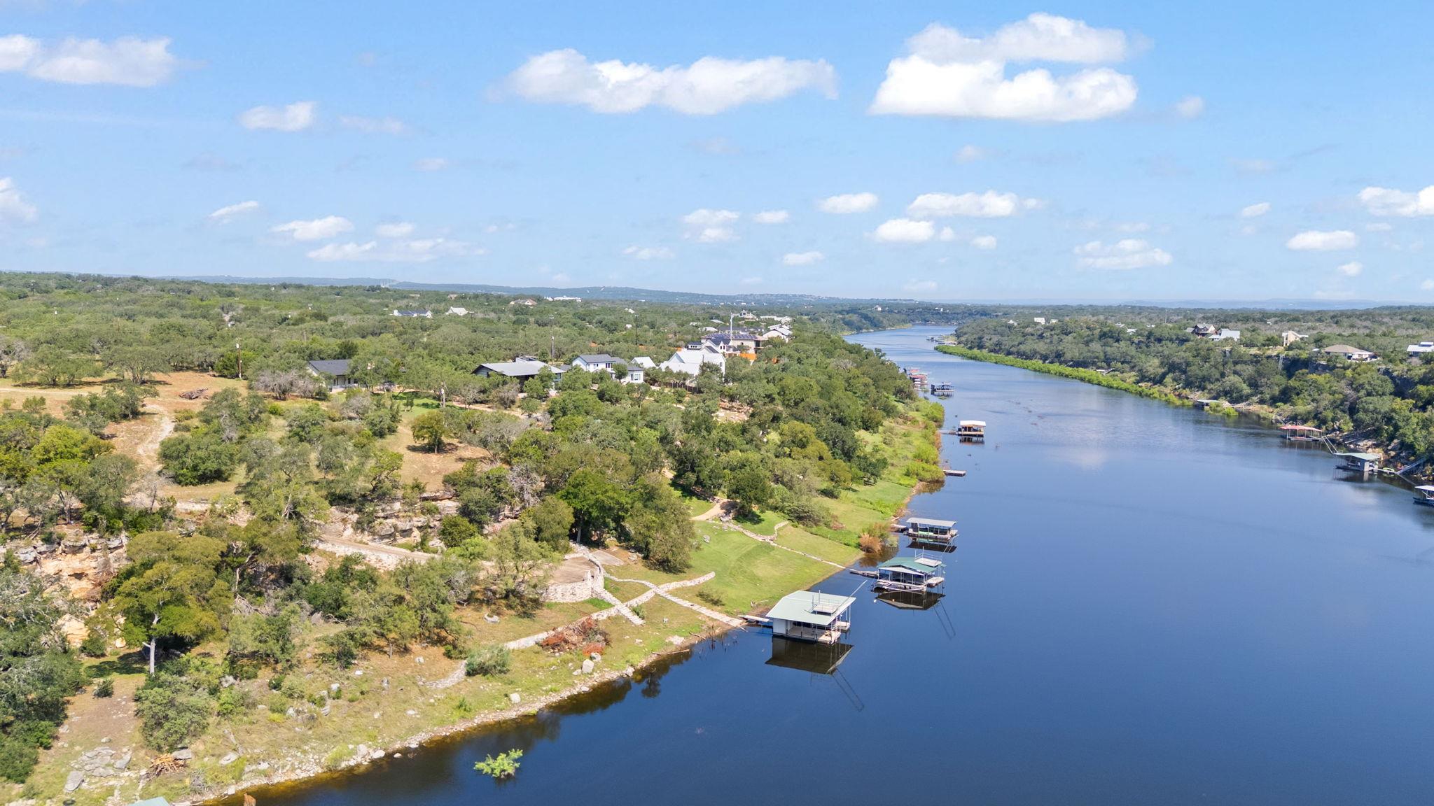 1517 Likeness Rd, Spicewood, TX 78669