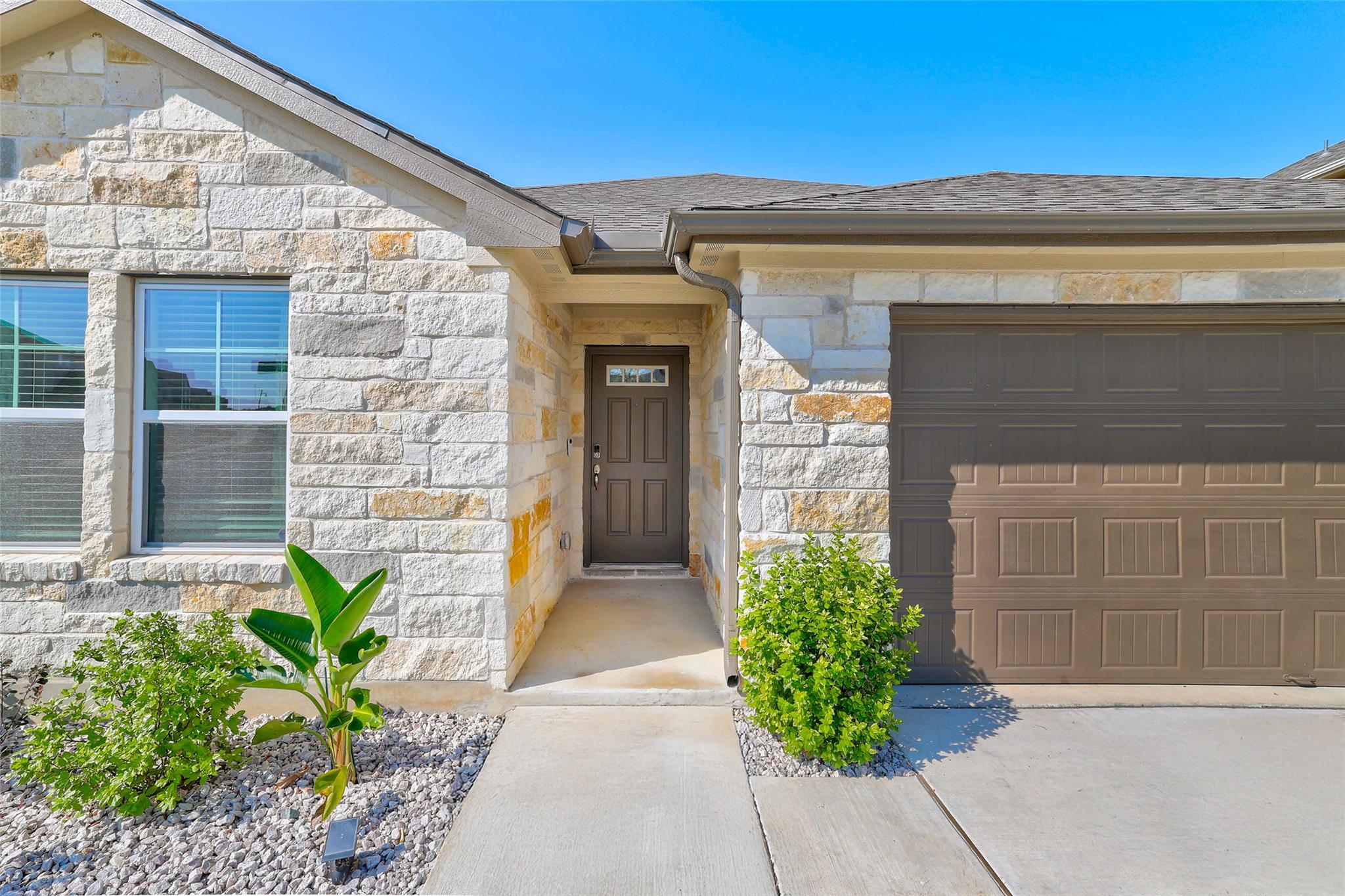 101 Skyview Farm Ln, Liberty Hill, TX 78642