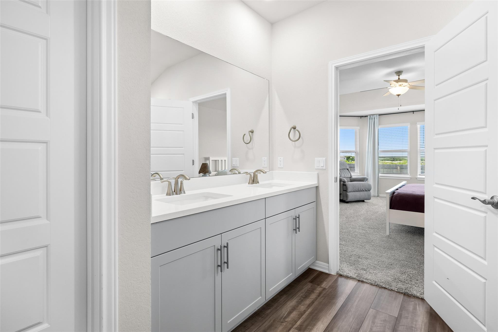 101 Skyview Farm Ln, Liberty Hill, TX 78642