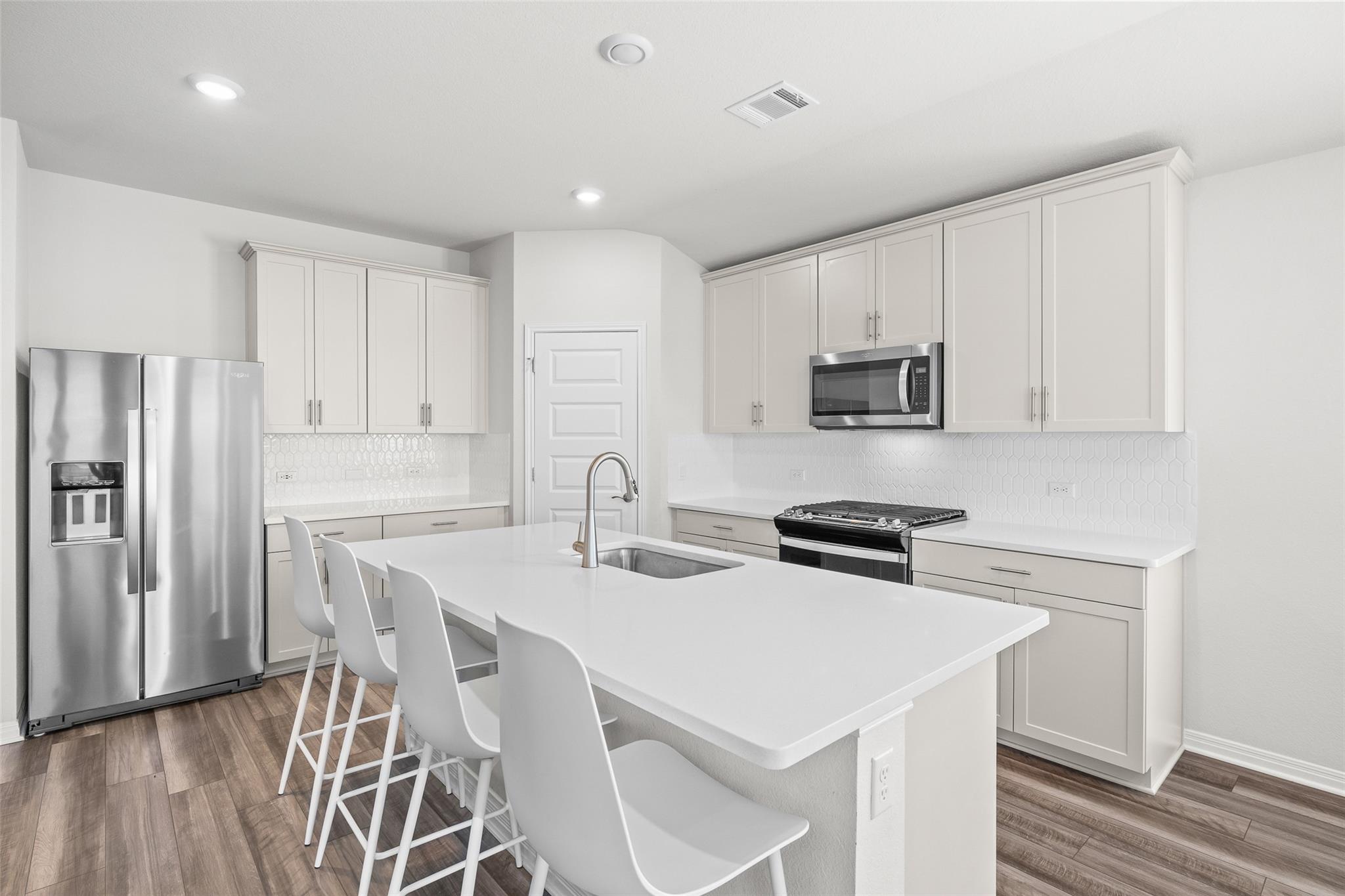 101 Skyview Farm Ln, Liberty Hill, TX 78642