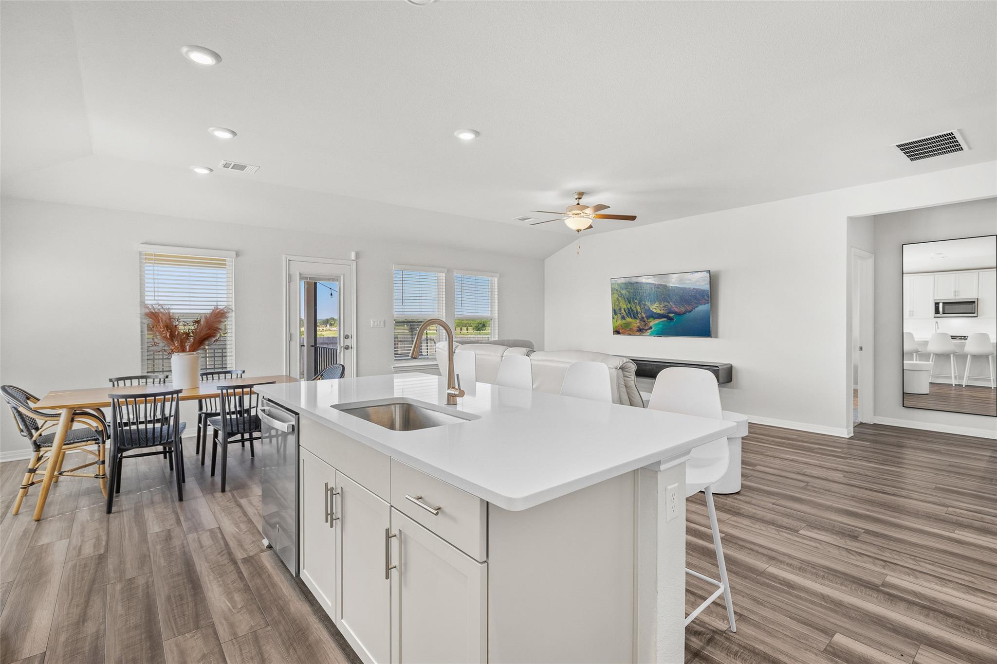 101 Skyview Farm Ln, Liberty Hill, TX 78642