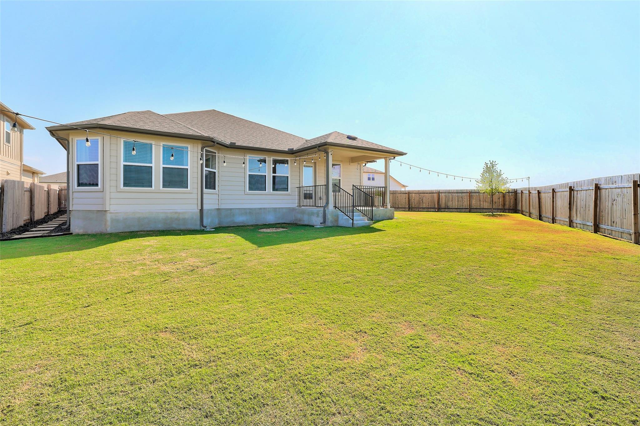 101 Skyview Farm Ln, Liberty Hill, TX 78642