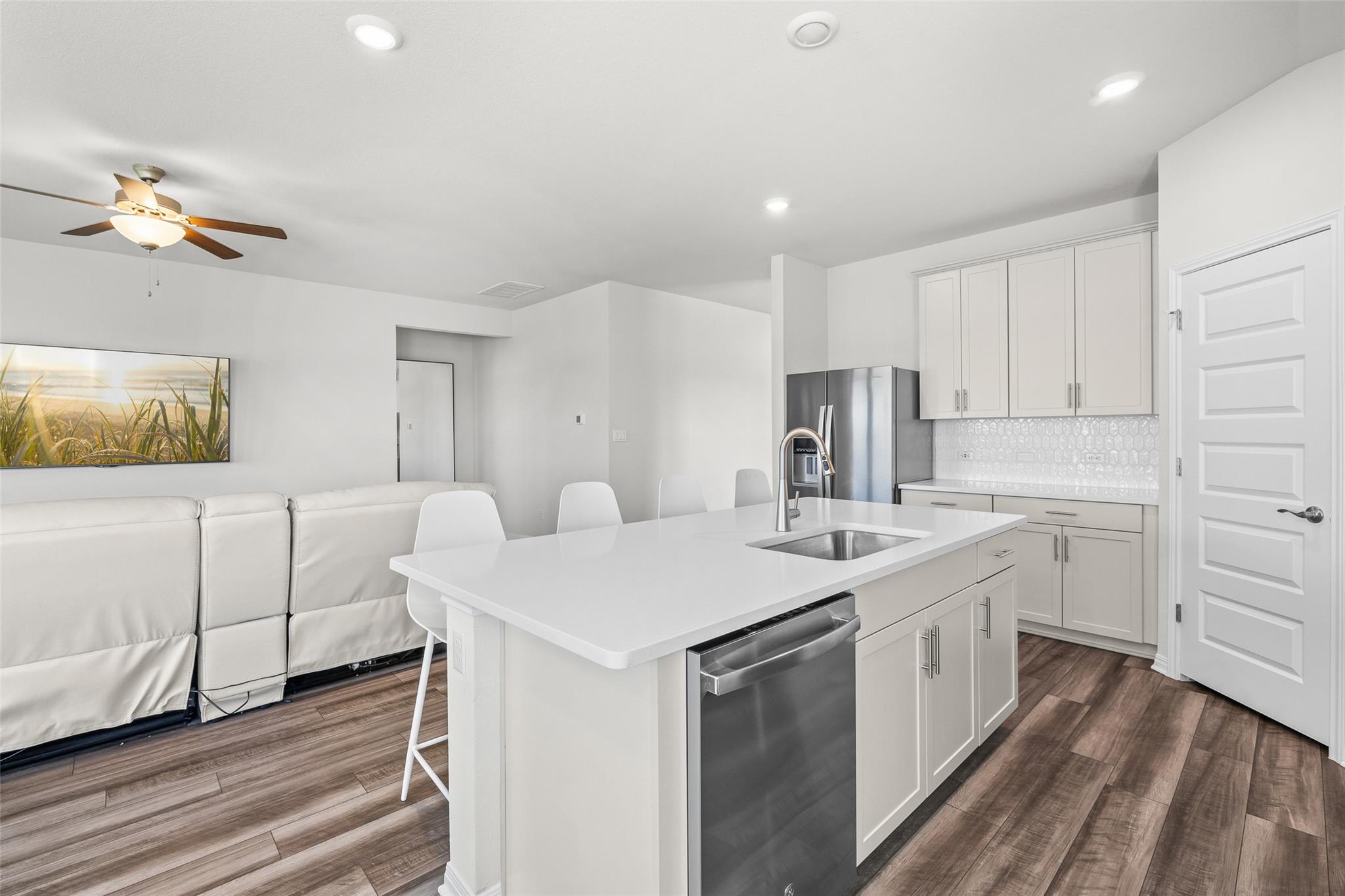 101 Skyview Farm Ln, Liberty Hill, TX 78642