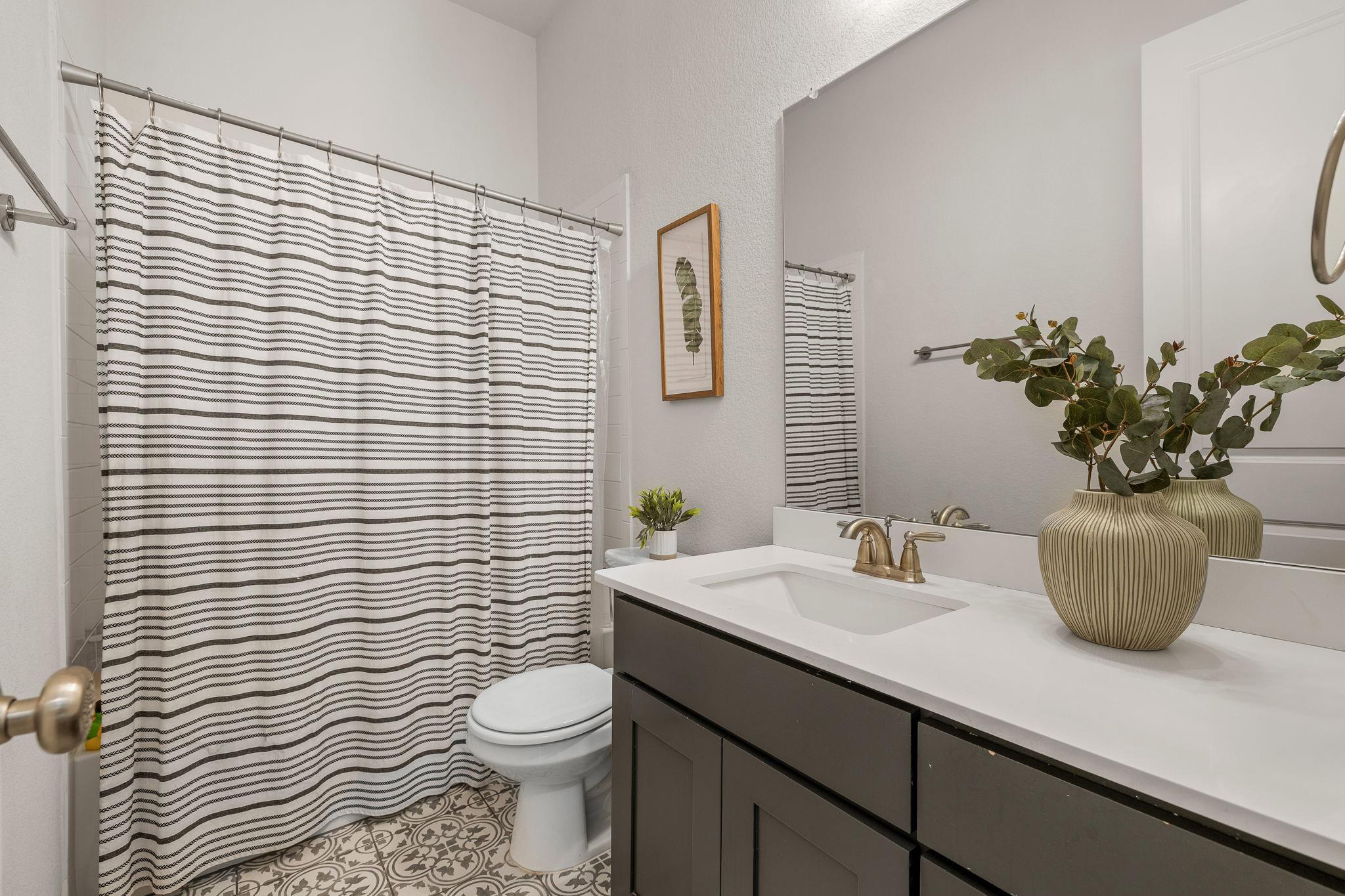 2009 Discovery Well Dr, Liberty Hill, TX 78642