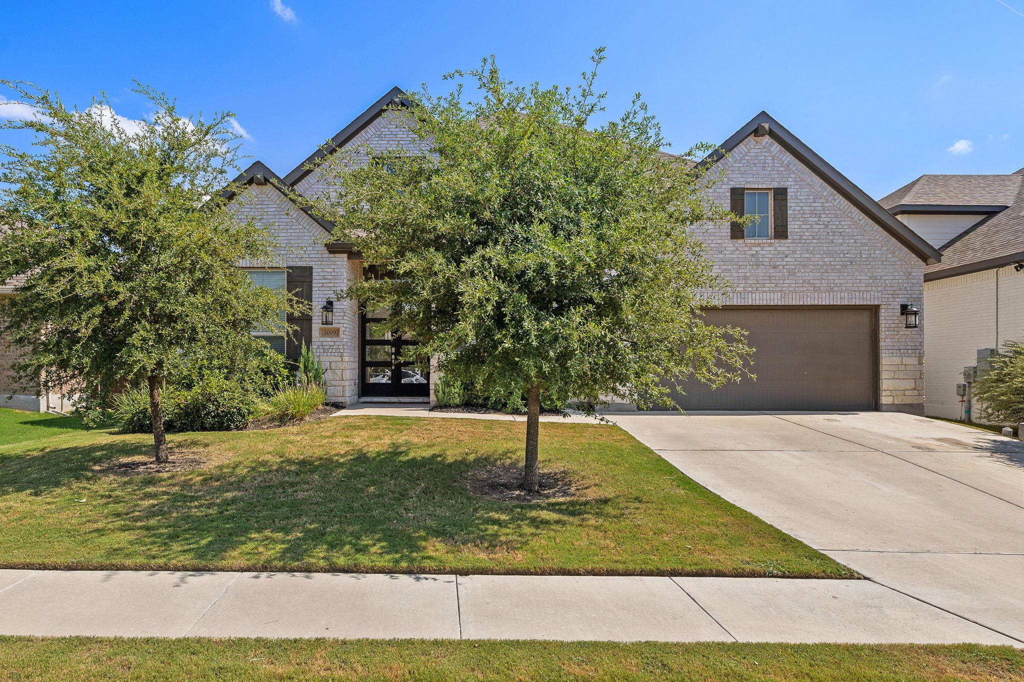 2009 Discovery Well Dr, Liberty Hill, TX 78642