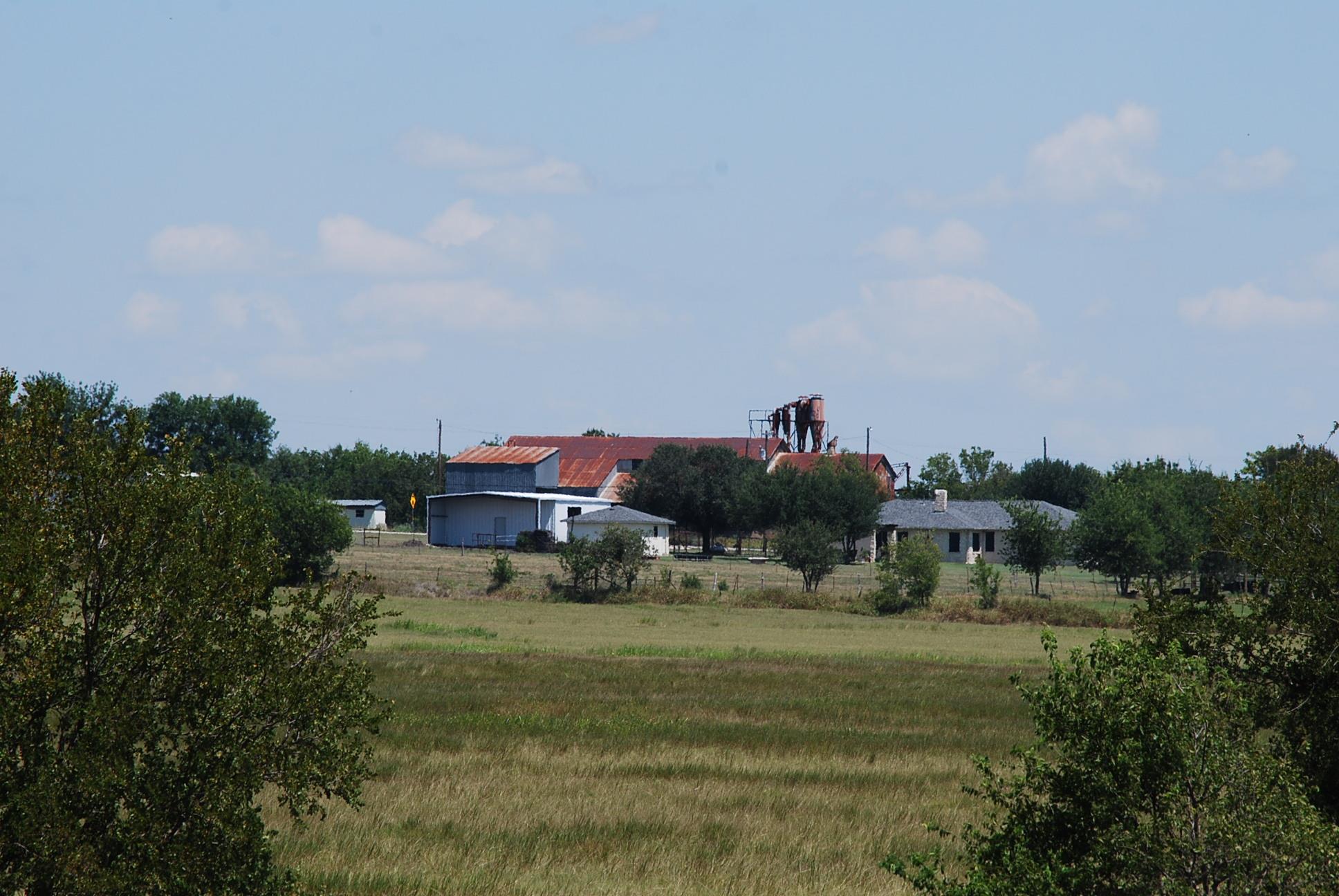 4275 Fm 1105 Rd, Walburg, TX 78673