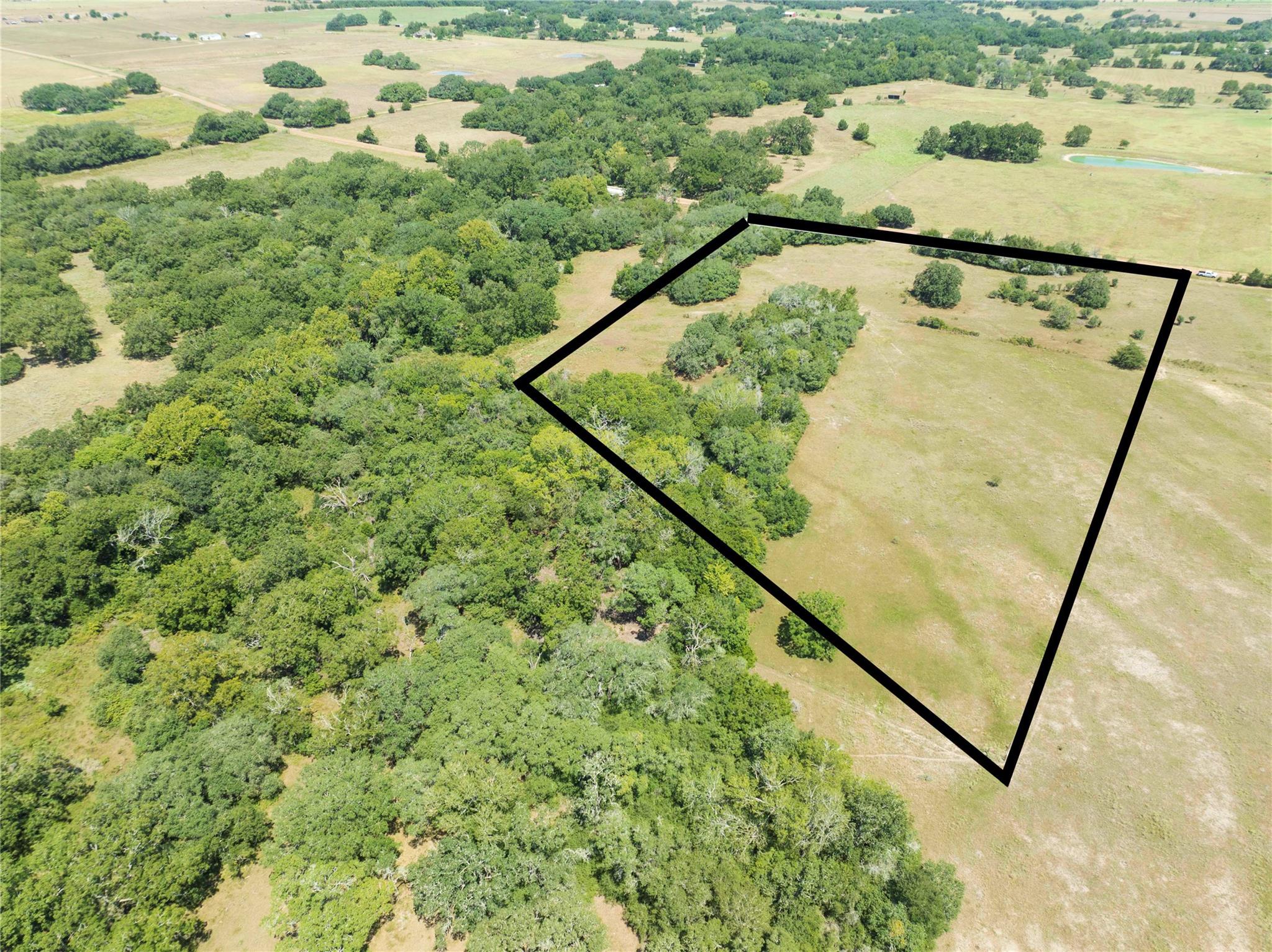 1830 Holub Rd, Schulenburg, TX 78956