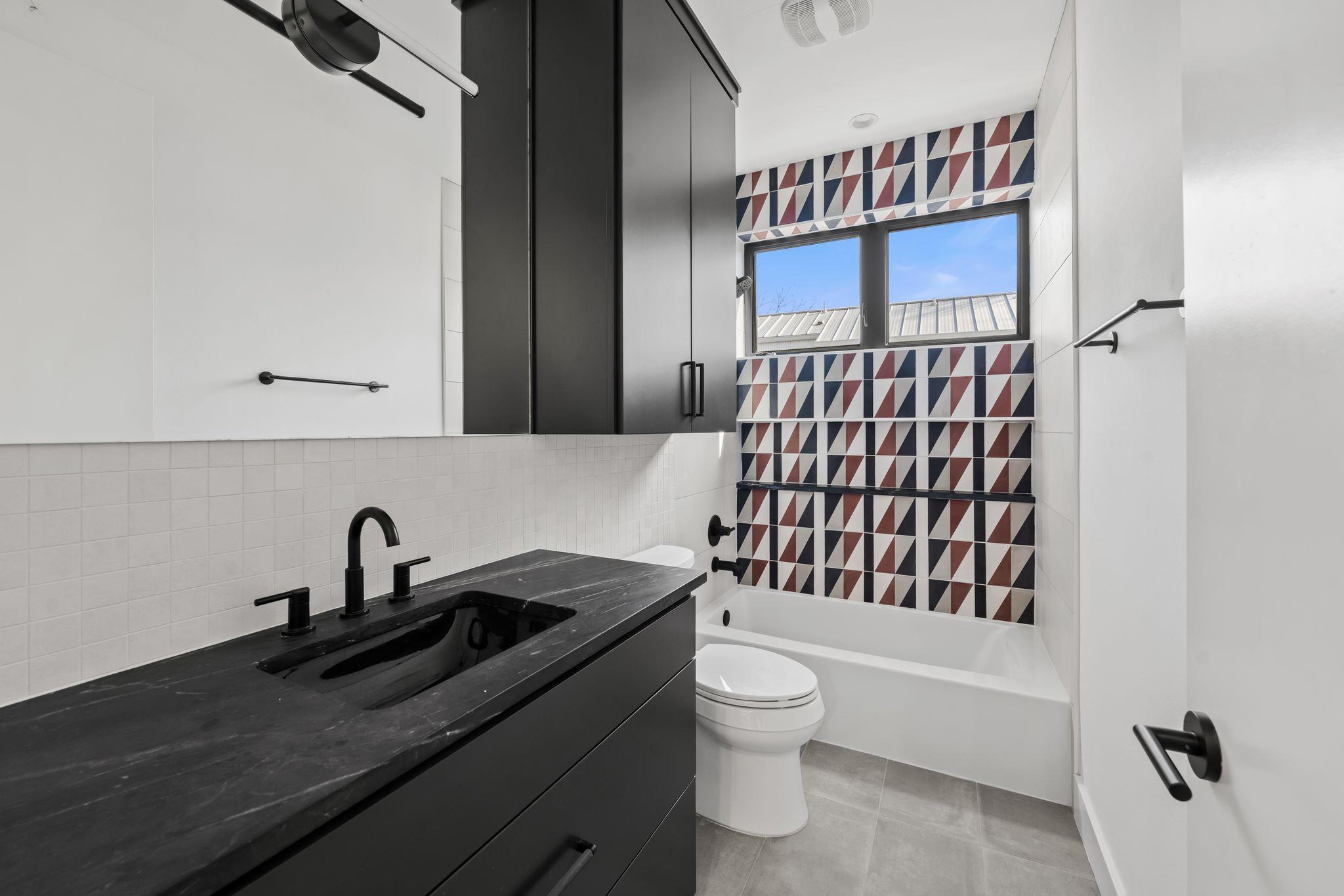 1301 Deloney St, Austin, TX 78721