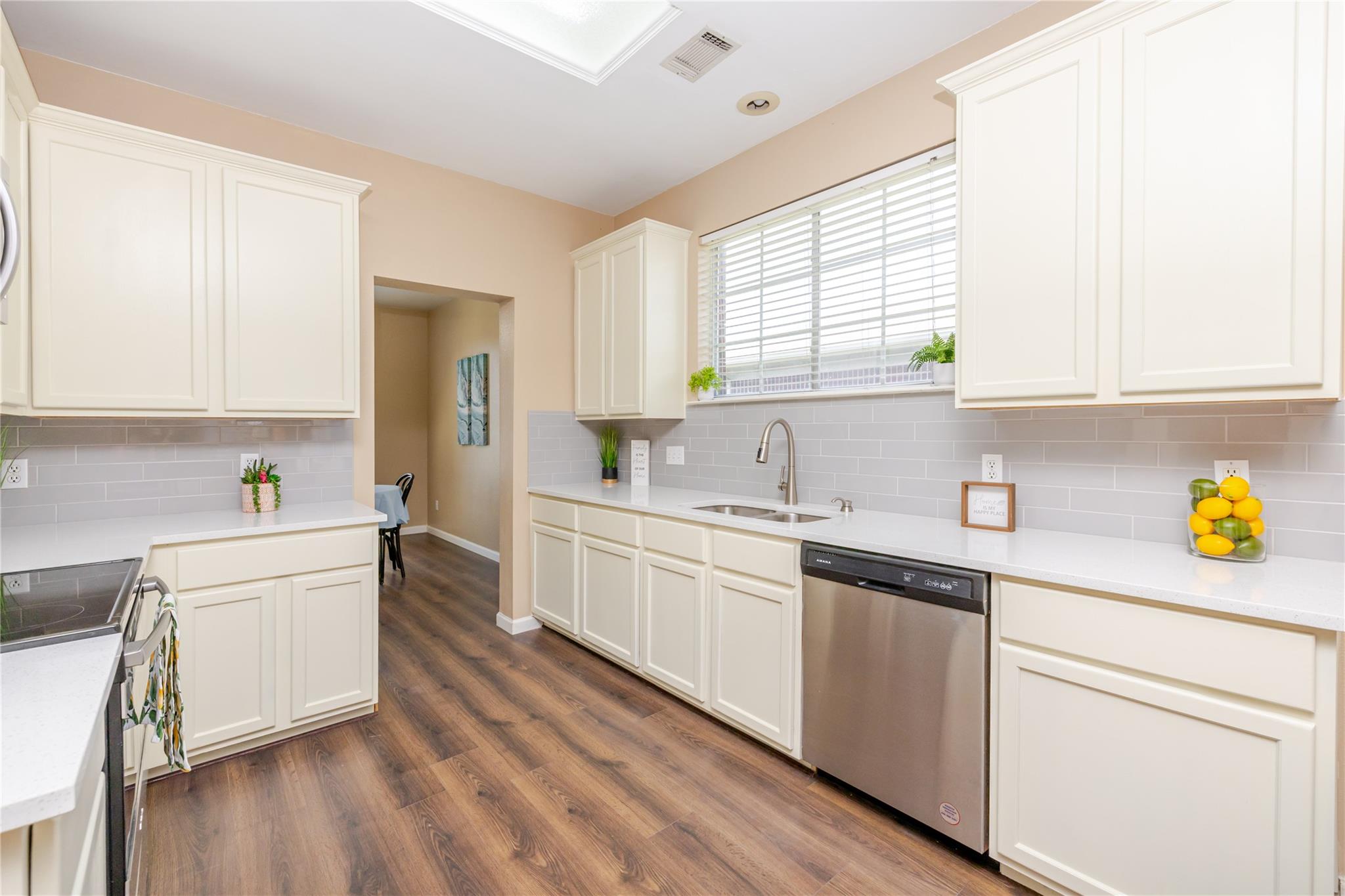 1110 Disraeli Cir, Pflugerville, TX 78660