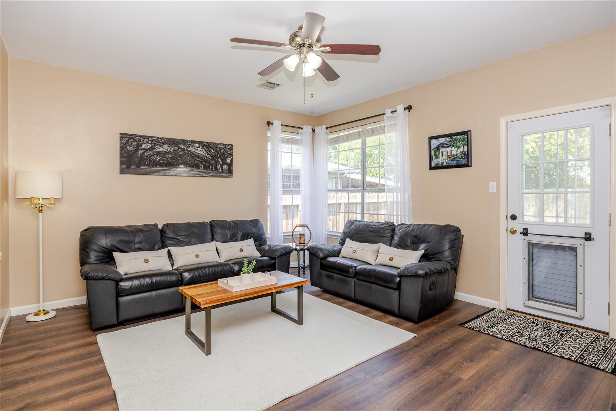 1110 Disraeli Cir, Pflugerville, TX 78660