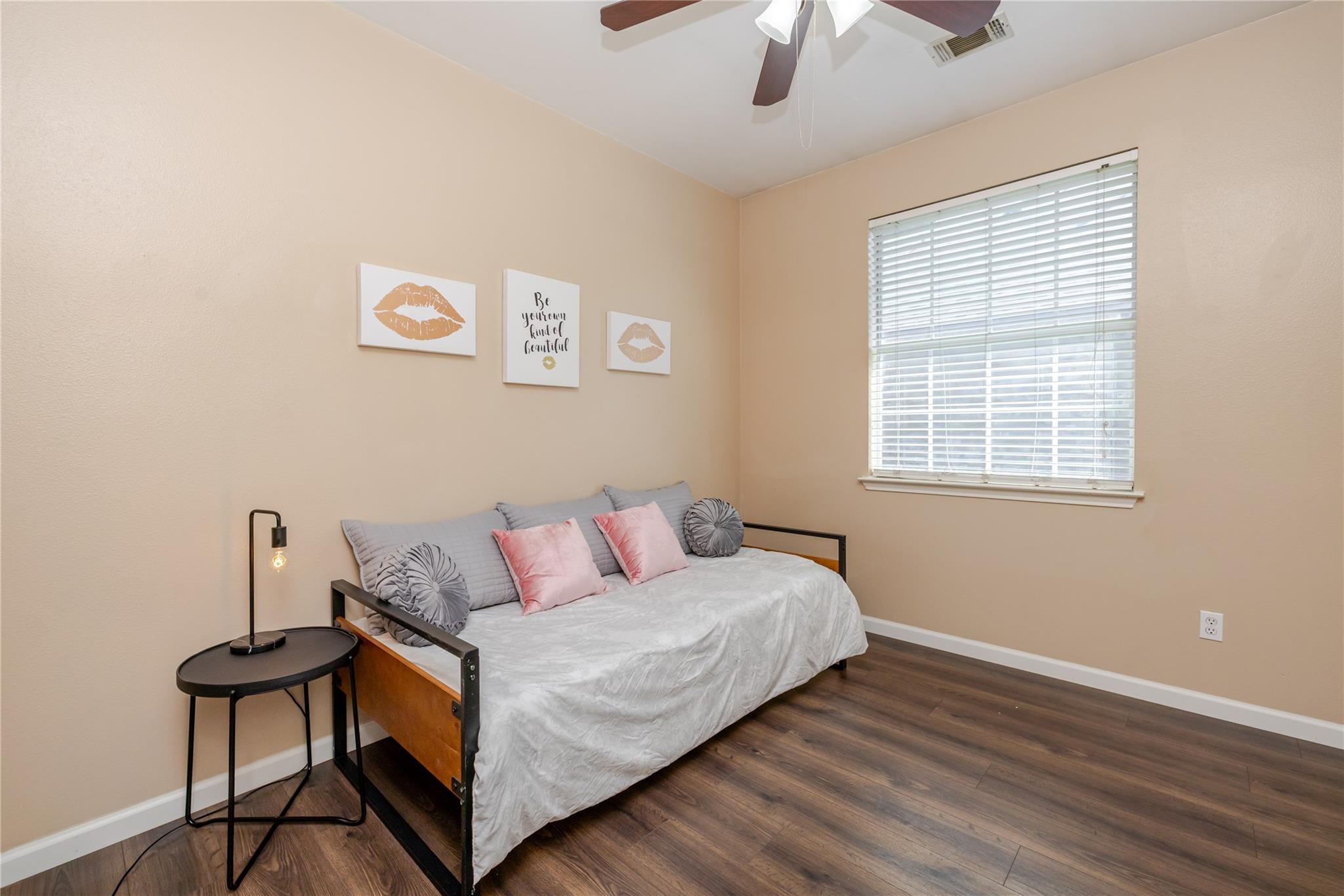 1110 Disraeli Cir, Pflugerville, TX 78660