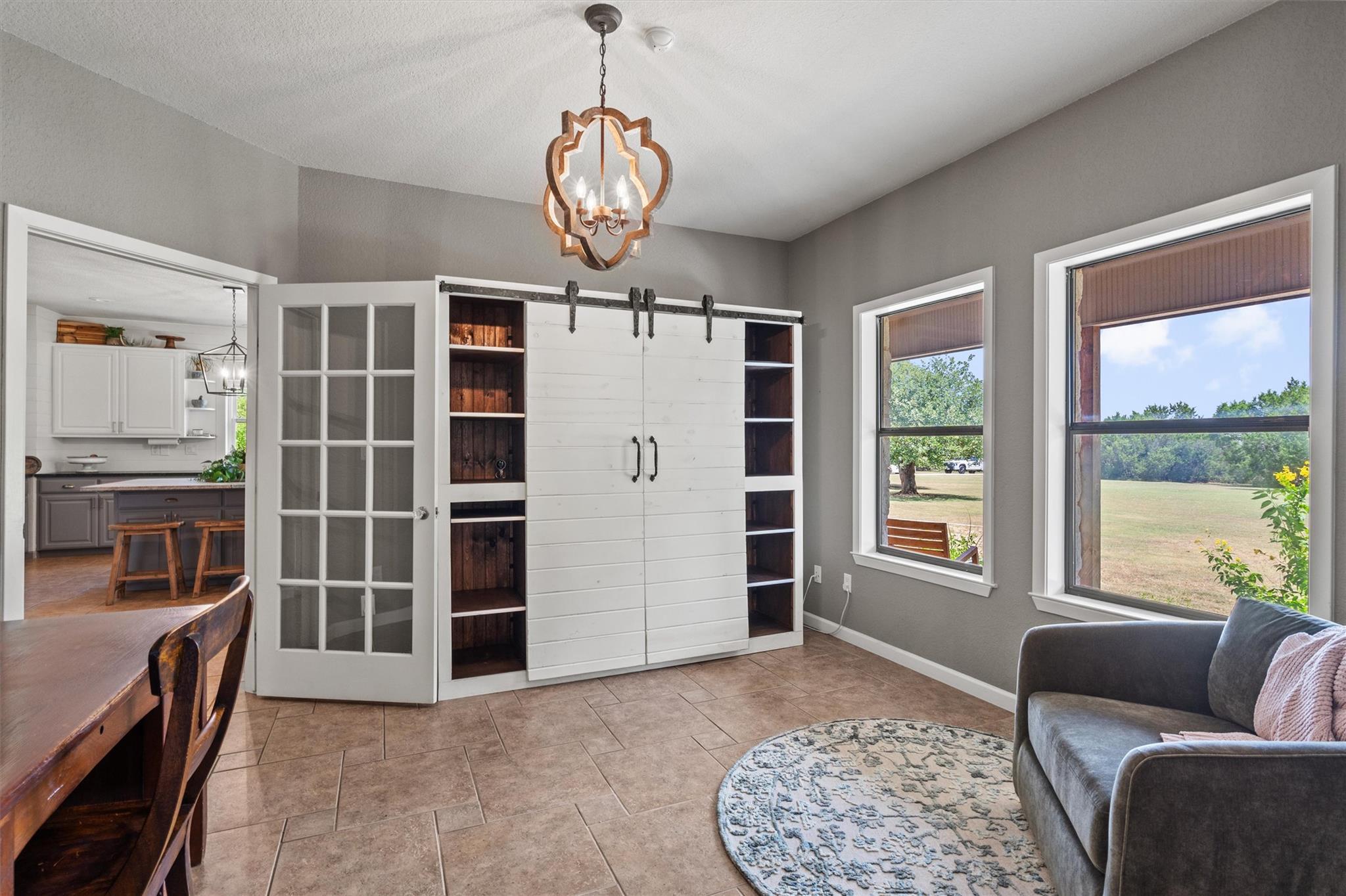 323 Patricia Rd, Georgetown, TX 78628