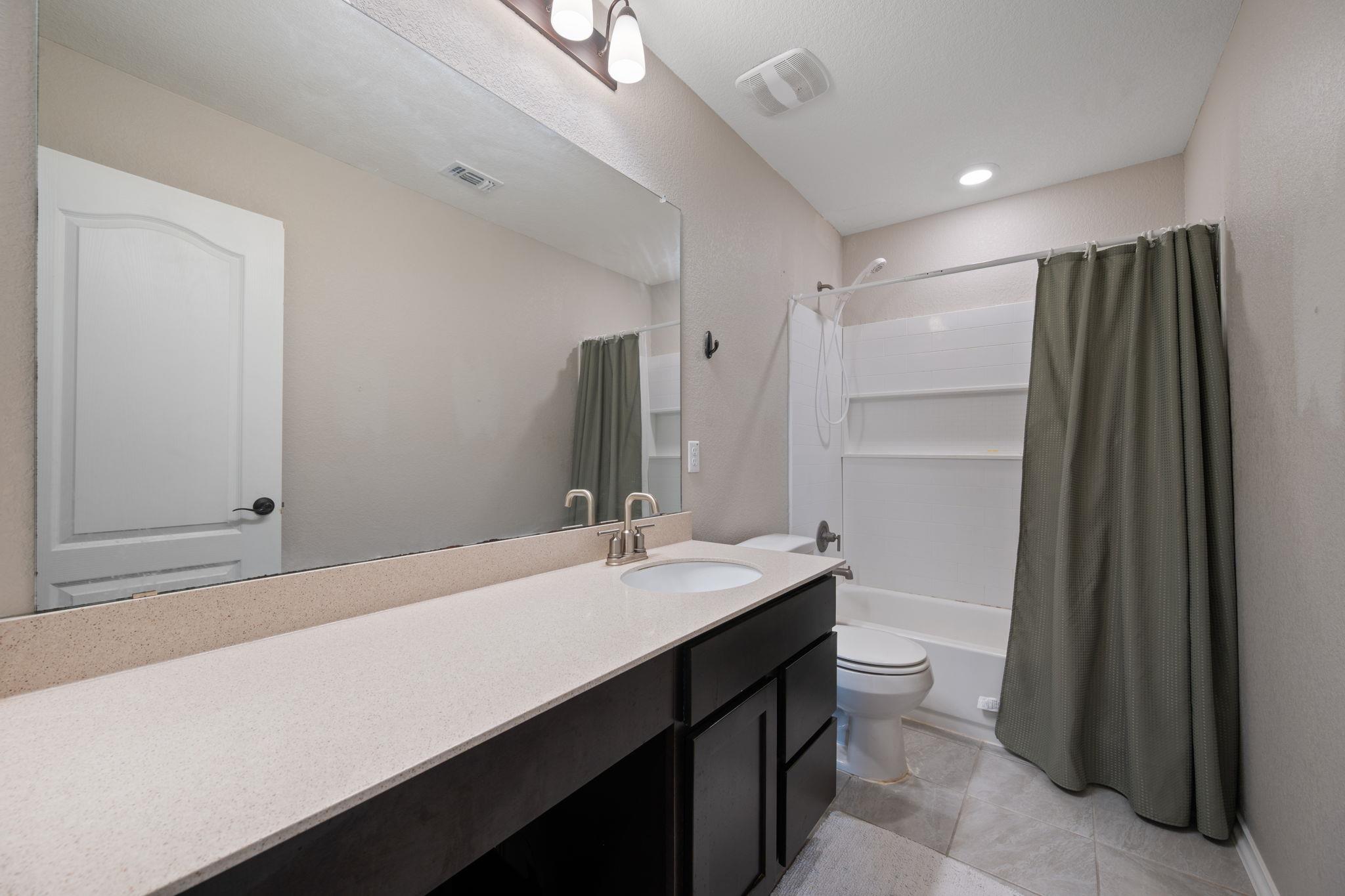 325 Fort William St, Hutto, TX 78634